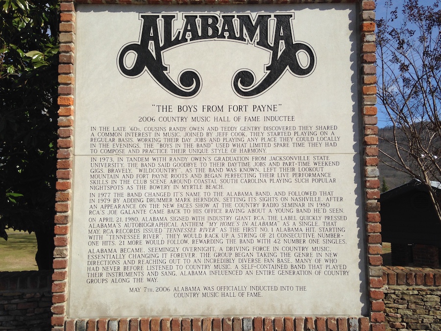 Alabama Band Statues Alabama Band Statues