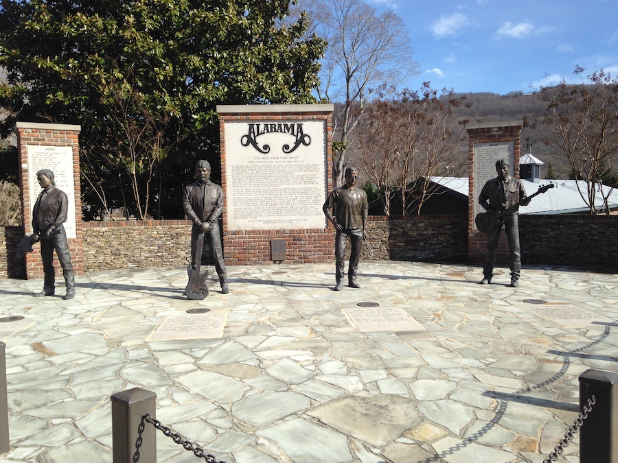 Alabama Band Statues Alabama Band Statues