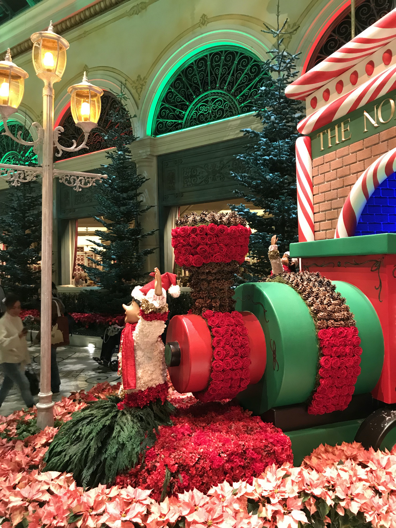 Flower Train at The Bellagio Conservatory