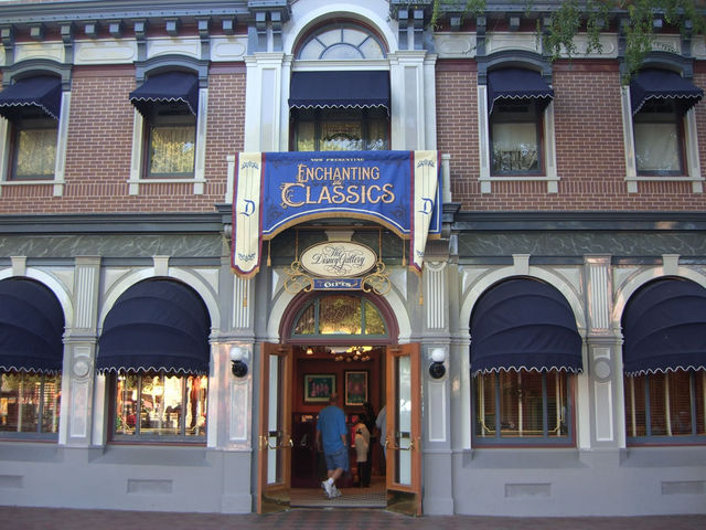 The Disney Gallery The Disney Gallery