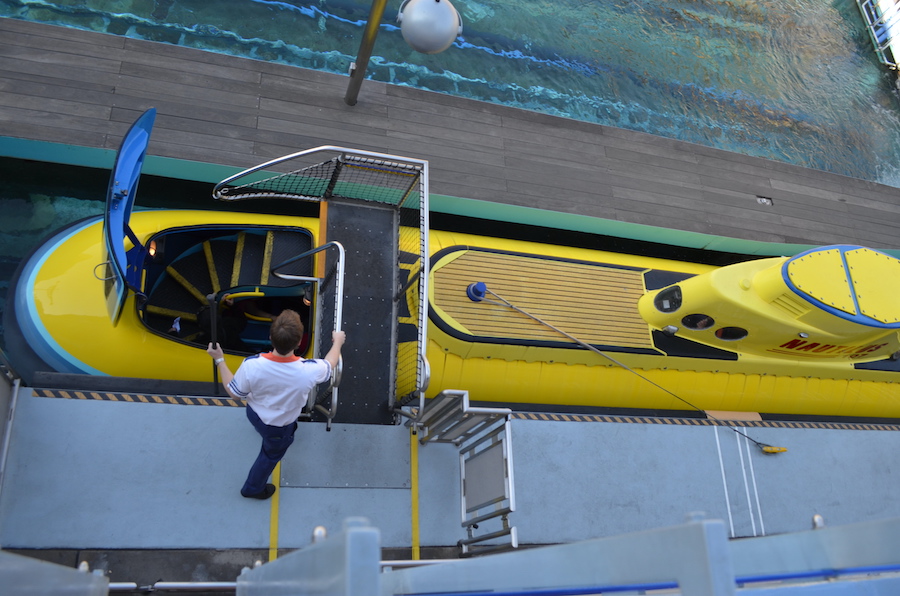 Finding Nemo Submarine Voyage Entrance