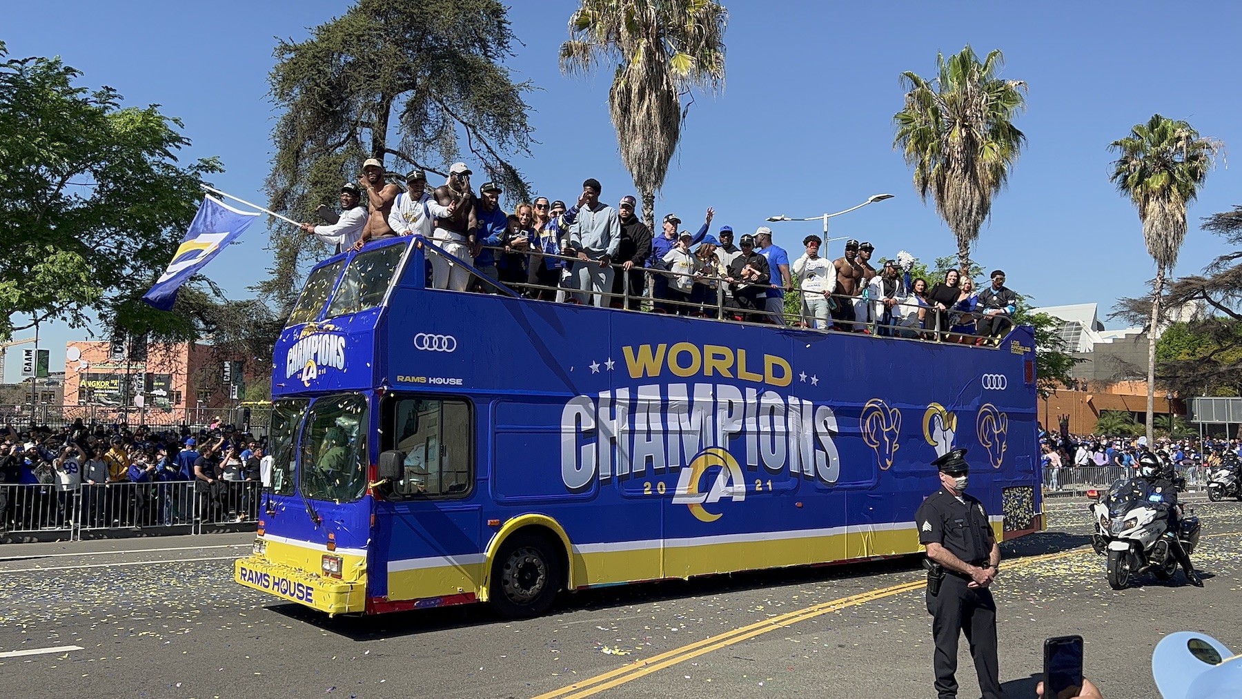 Los Angeles Rams Parade Last Bus