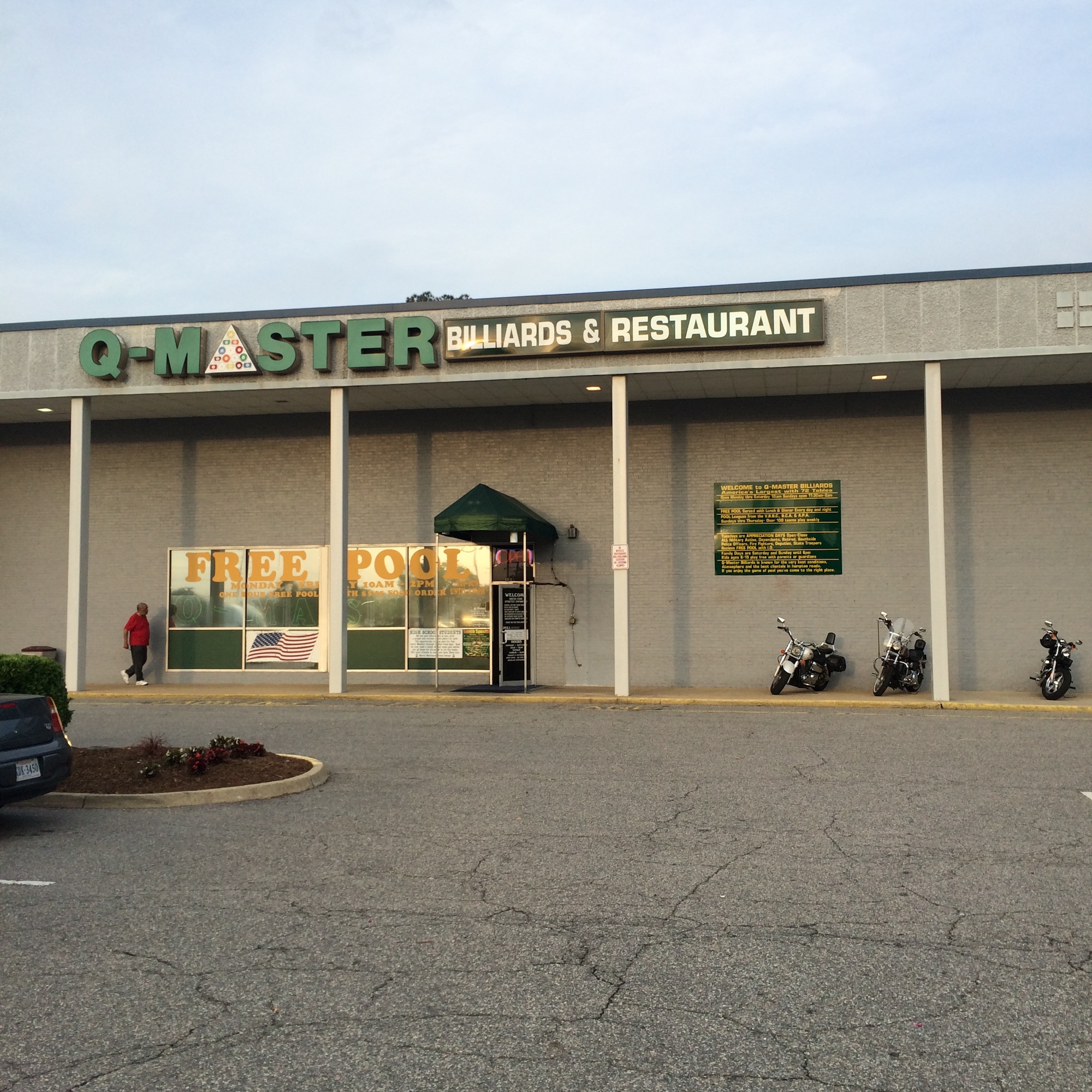 Q Master Billiards & Restaurant