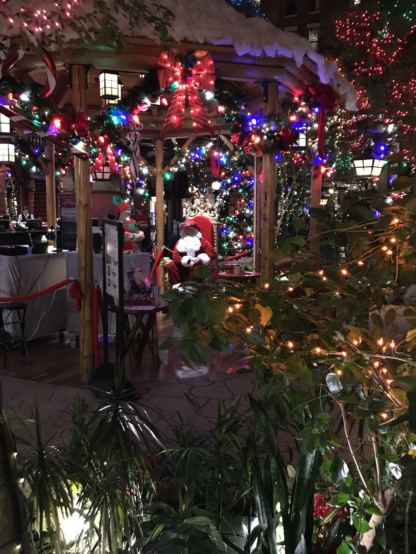 Santa Claus at Sams Town