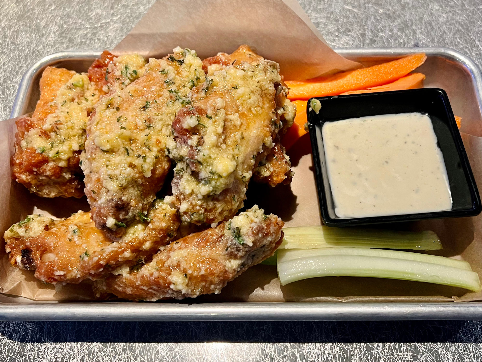 Garlic Parmesan Wings Dave and Buster's Garlic Parmesan Wings