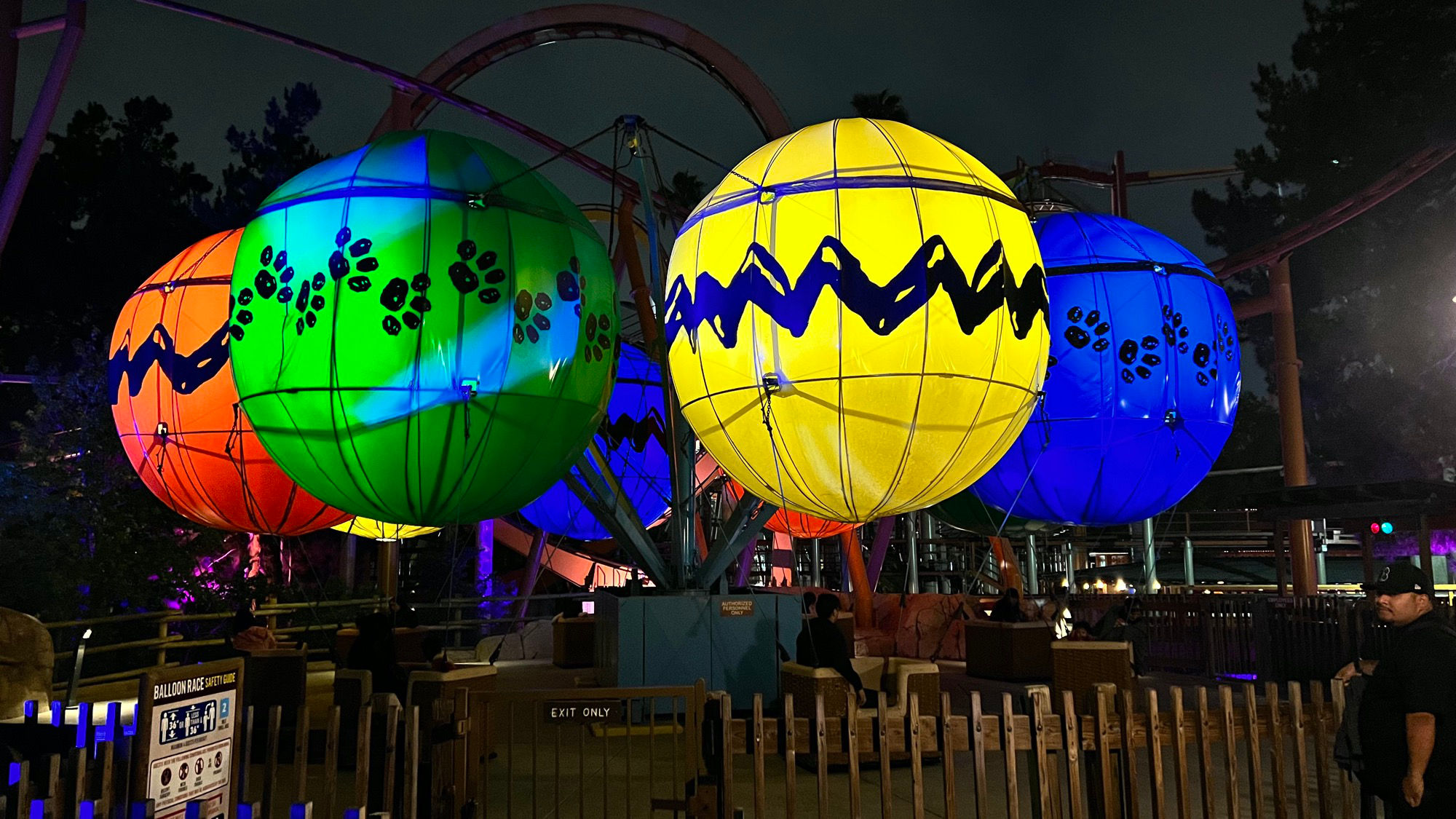 Balloon Race at Night