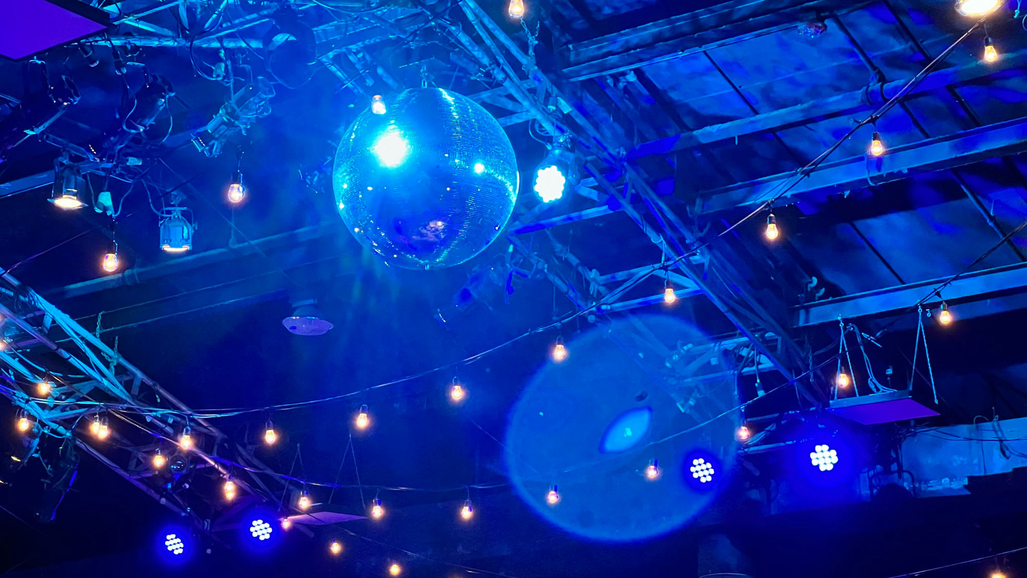 Boardwalk Ballroom Tinsel Top Club