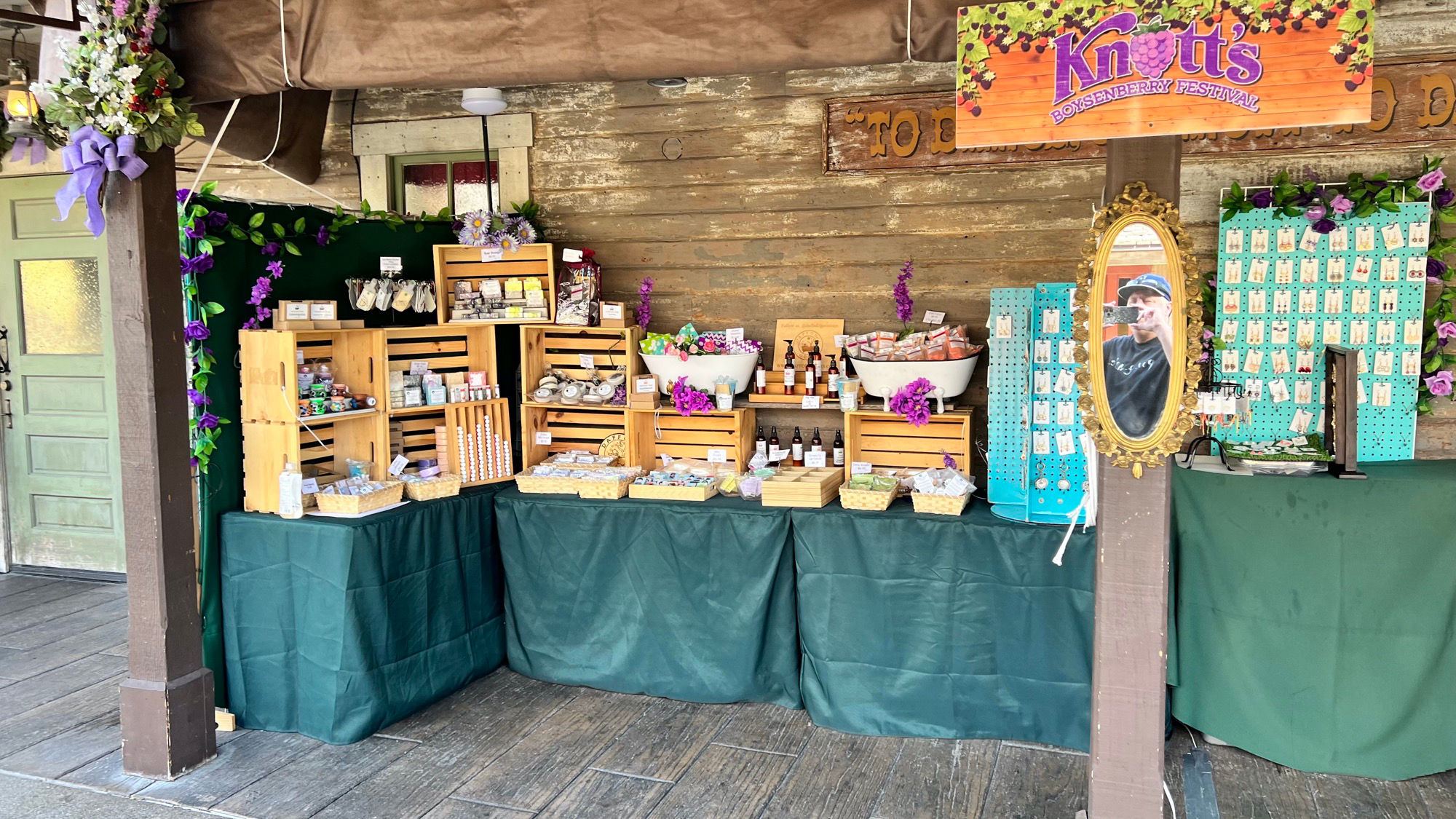 Boysenberry Festival Daffodil Gems Soaps