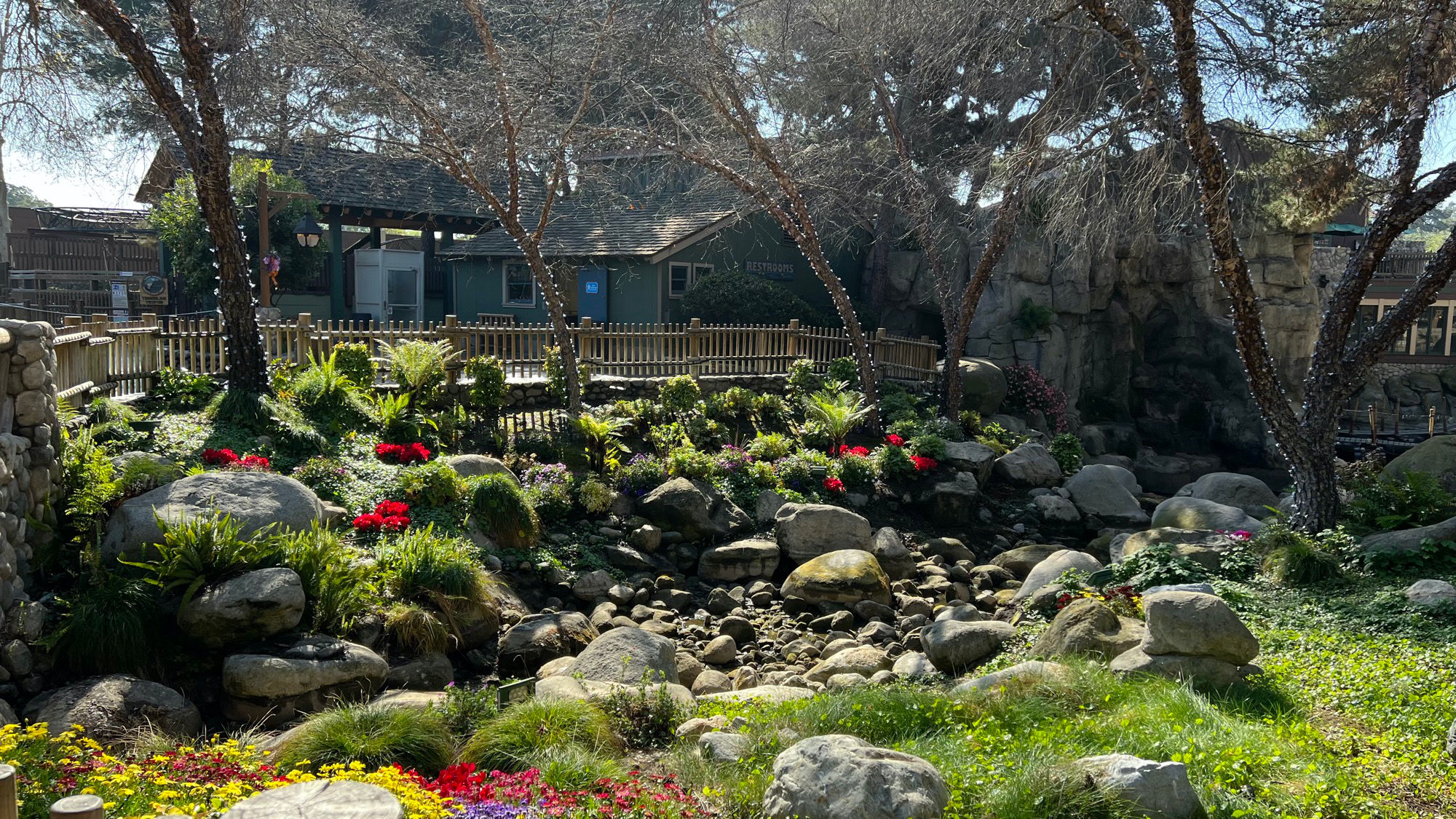 Camp Snoopy Restroom next to Timberline Twister
