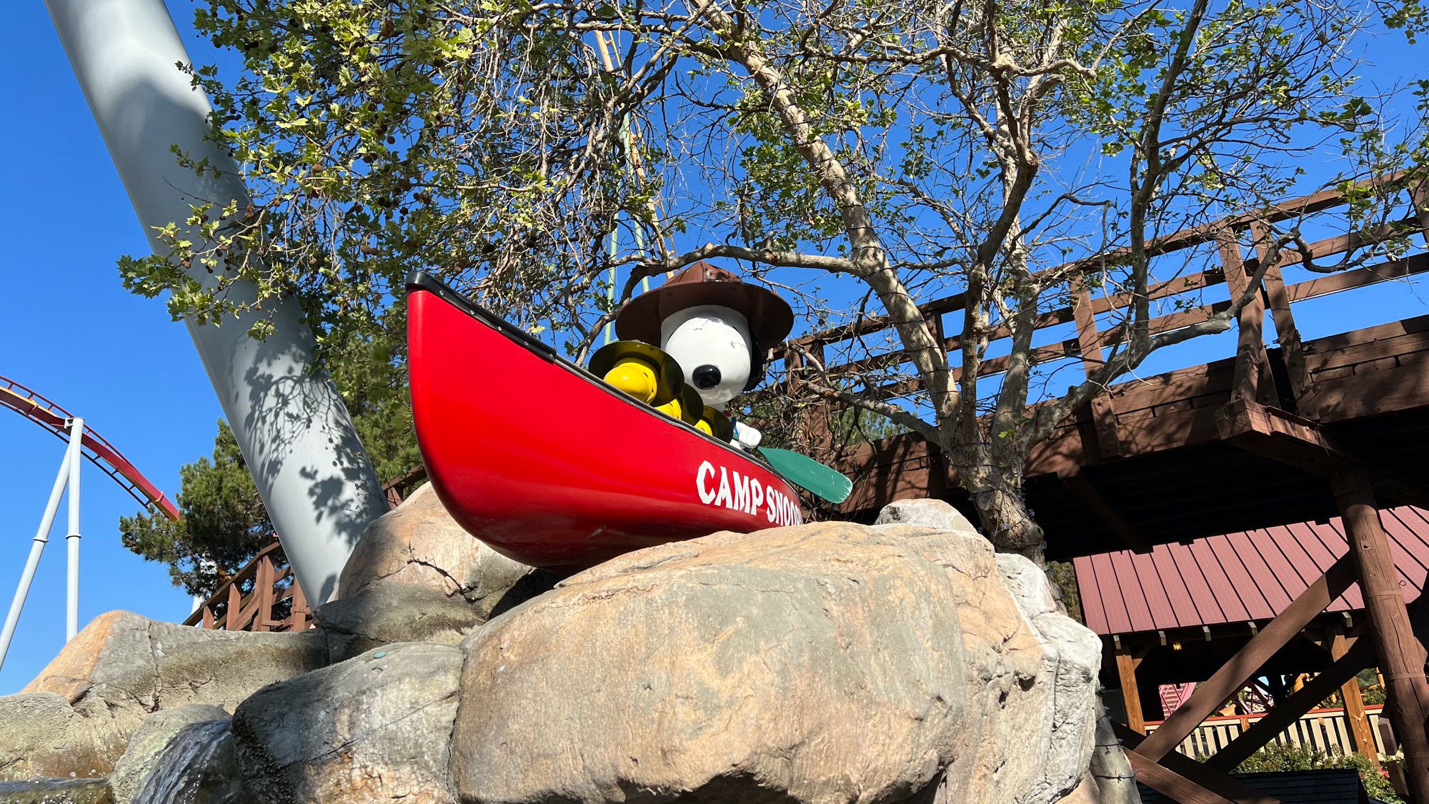 Entrance Camp Snoopy Entrance