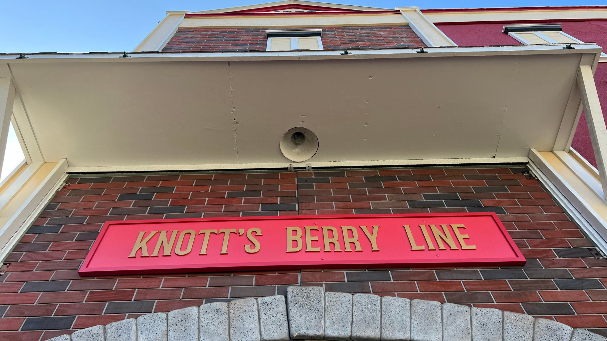 Knott's Berry Line Charleston Circle Knott's Berry Line