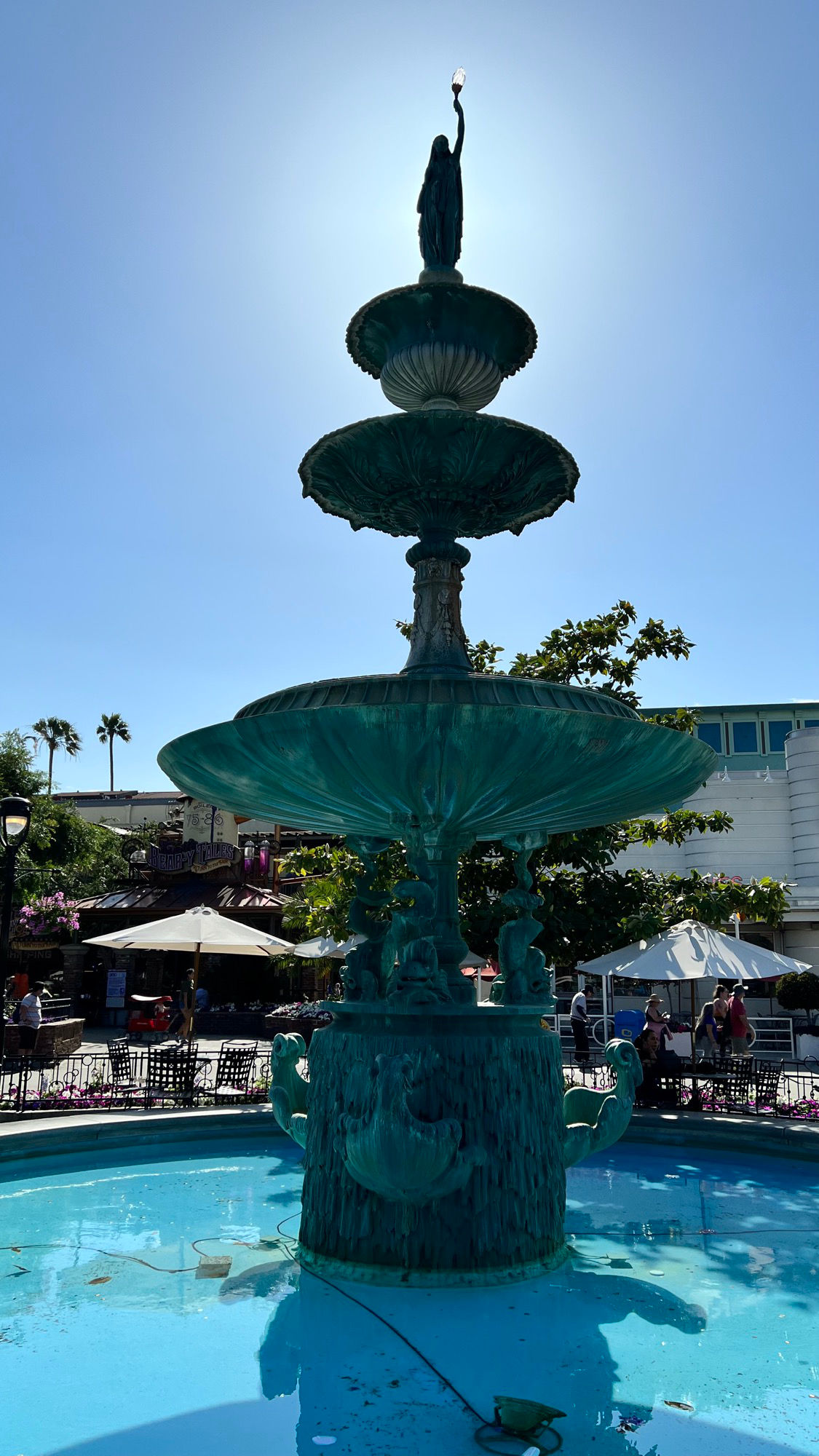 Charleston Circle Fountain Sunlight
