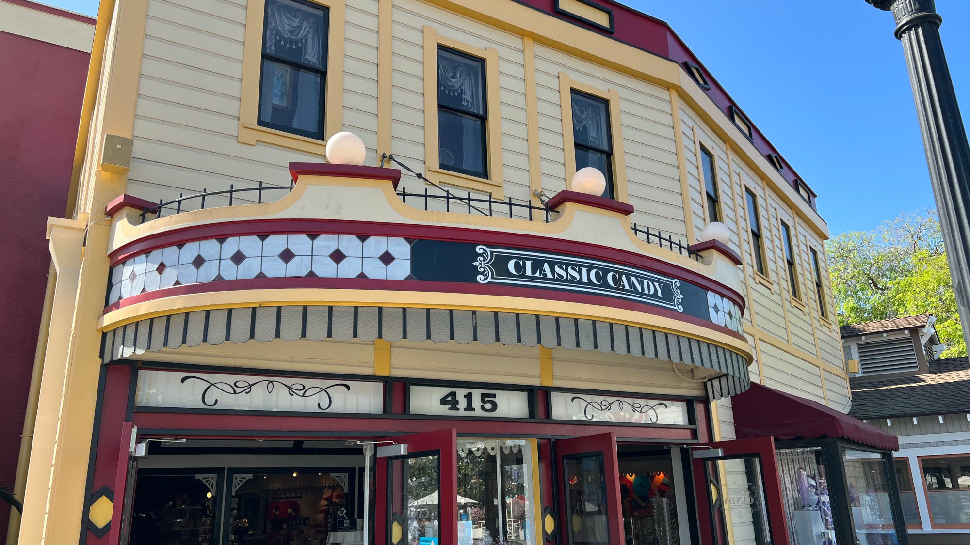 Storefront Classic Candy Storefront