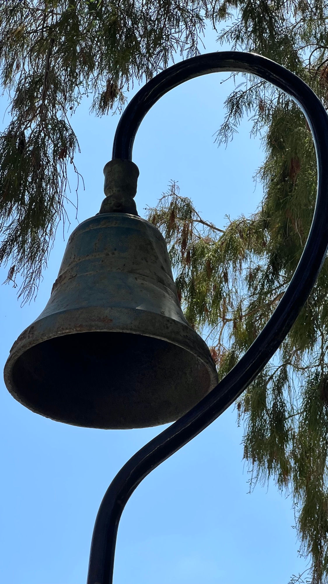 El Camino Real Bell Side