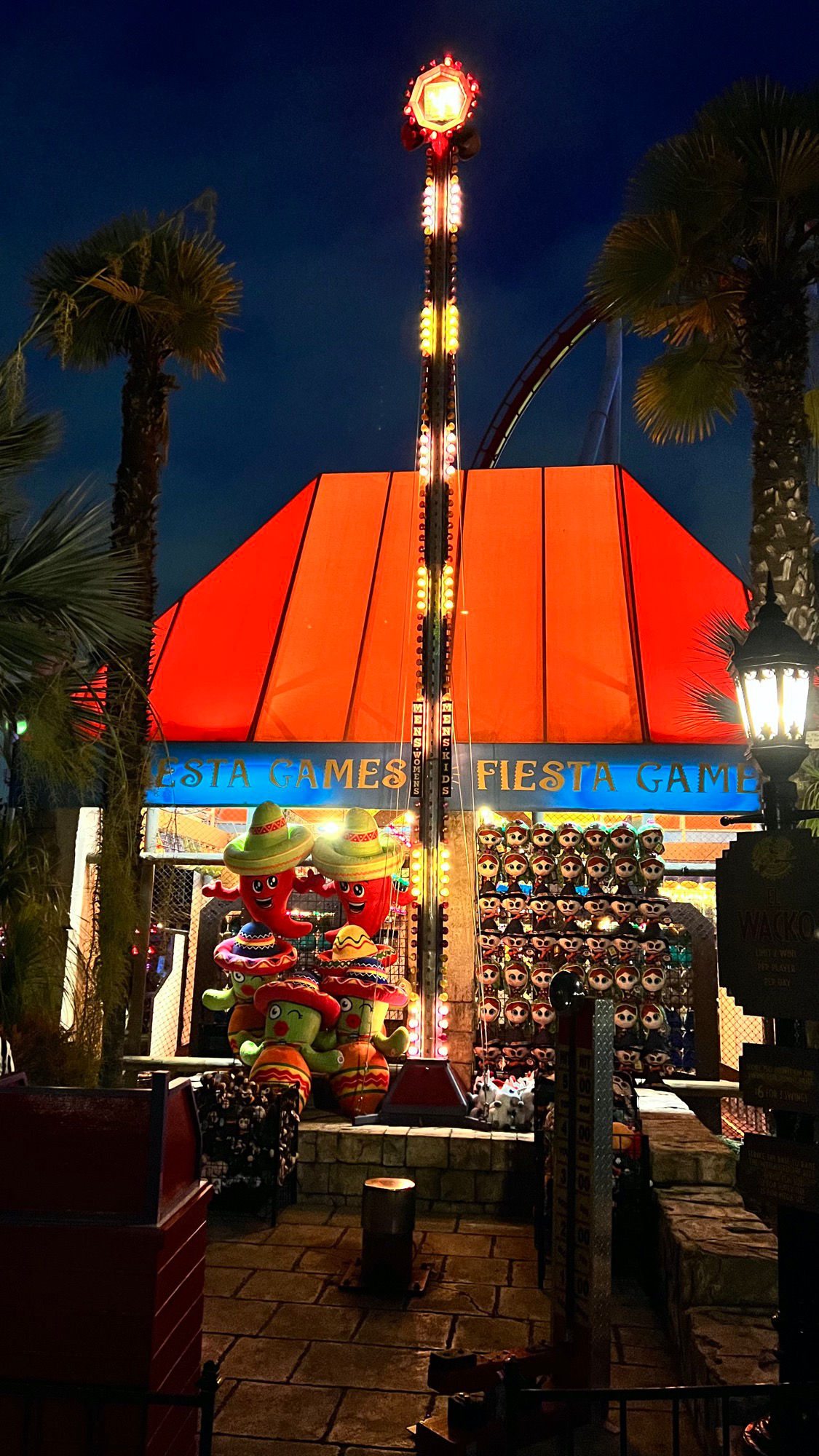 El Wacko at Night El Wacko at Night