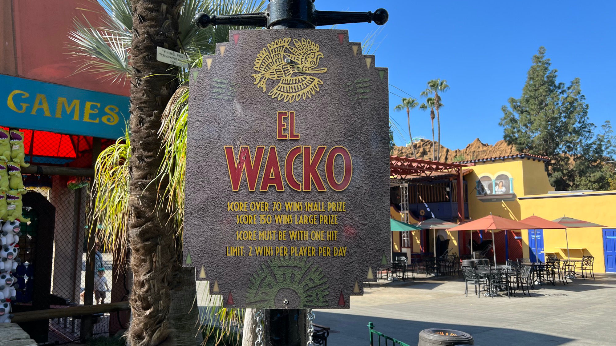 El Wacko Sign