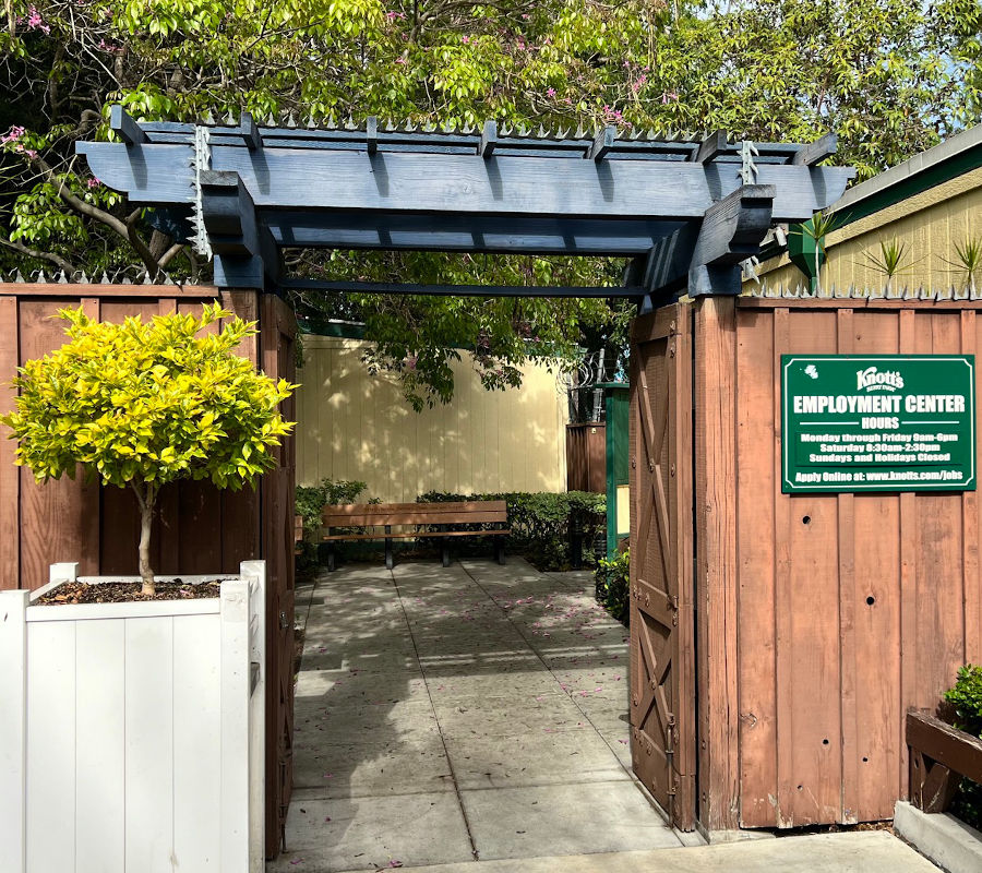Employment Center At Knotts Berry Farm