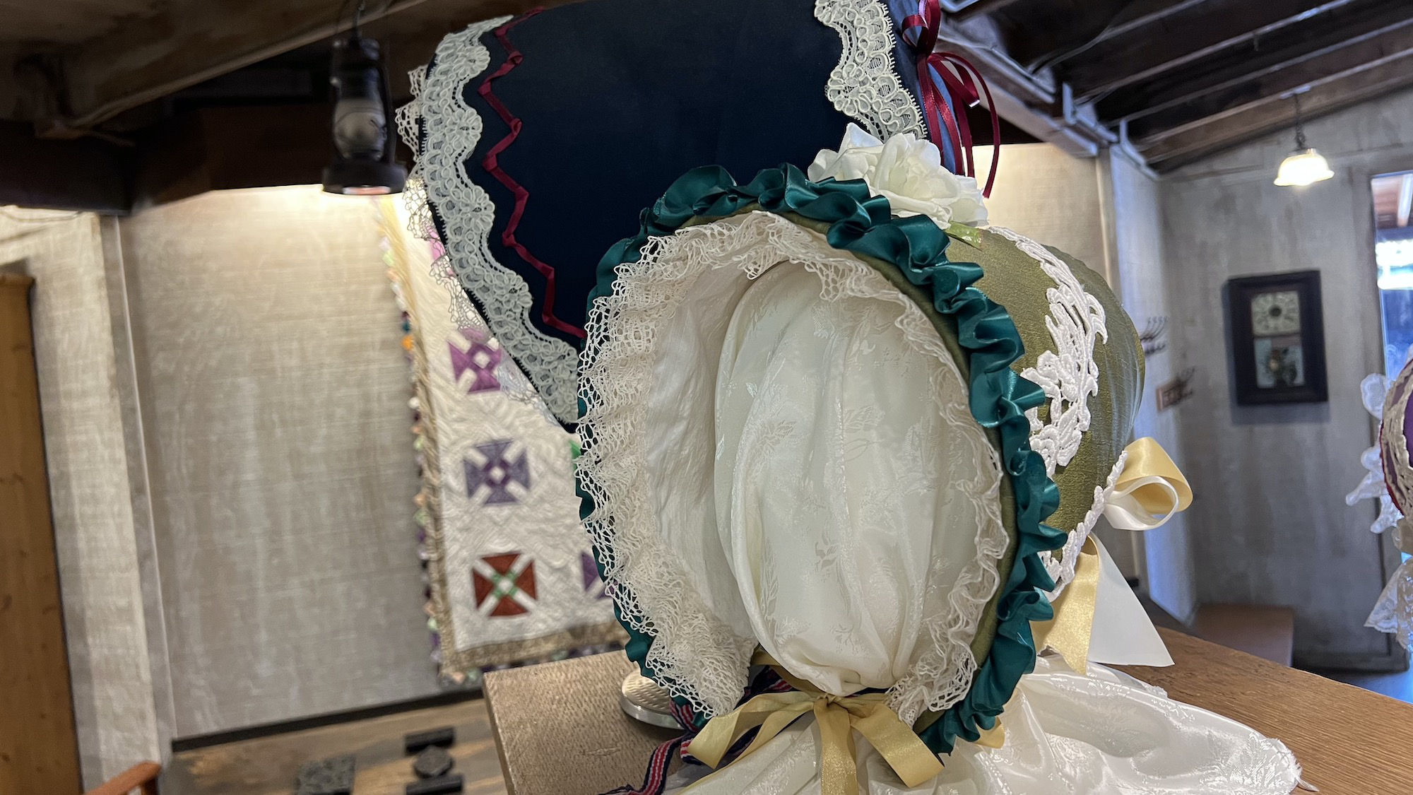 Gertie's Dress Shop Bonnet
