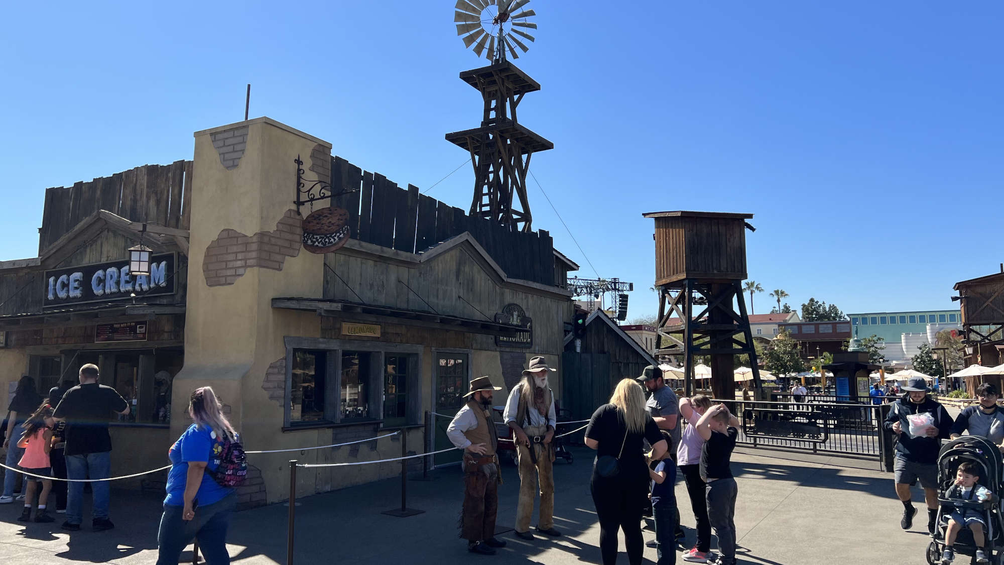 Ghost Town Mix-it-up Ice Cream Shop