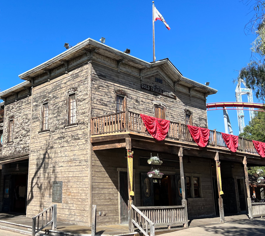 Gold Trails Hotel