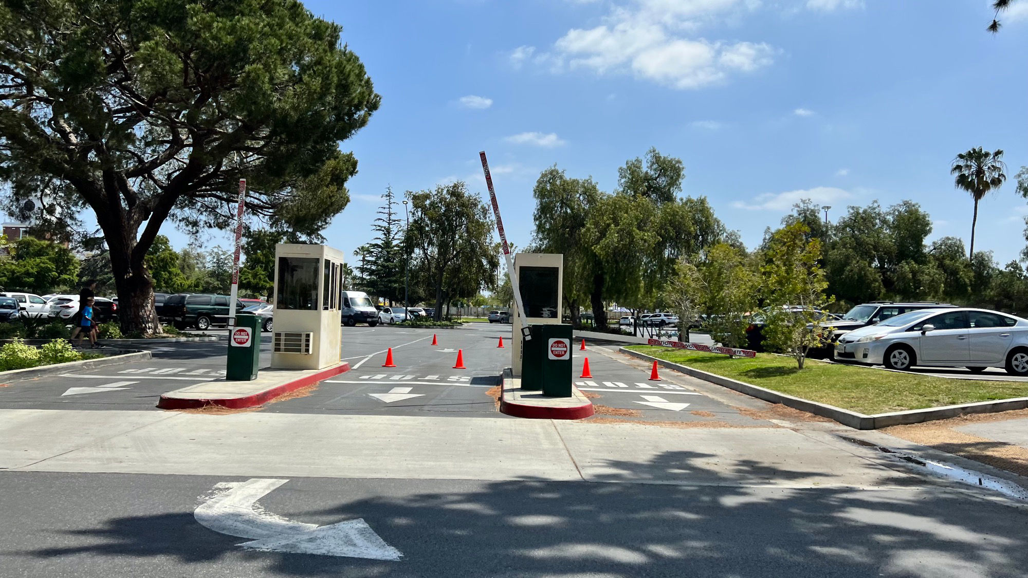 Grand Lot Exit Knott's Berry Farm Grand Lot Exit
