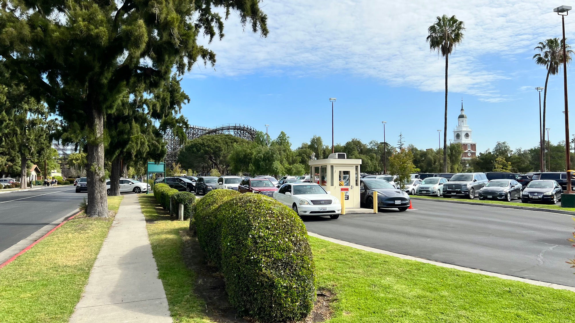 Knott's Berry Farm Grand Lot Ticket Booth