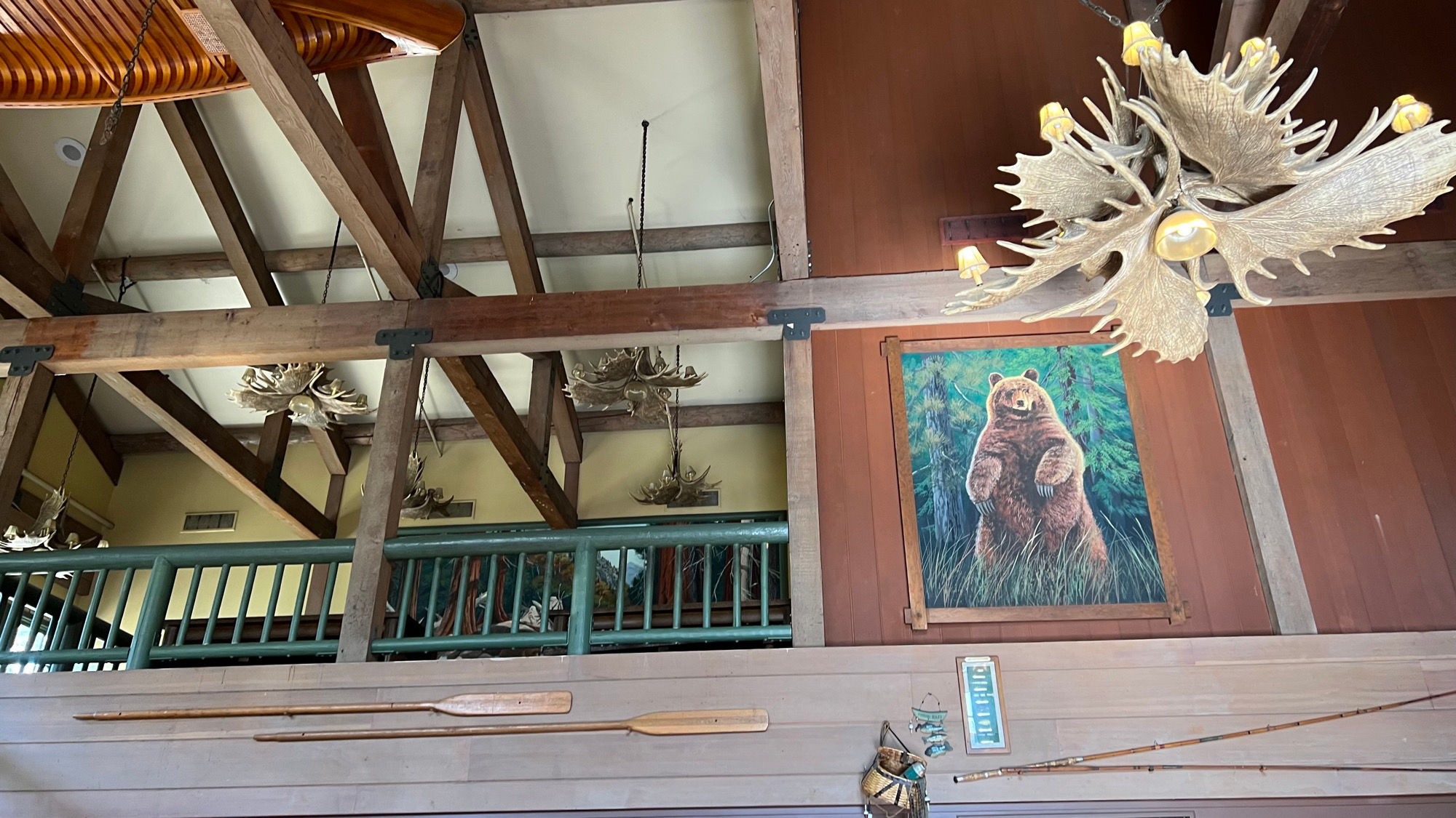 Grizzly Creek Lodge Antler Lamps
