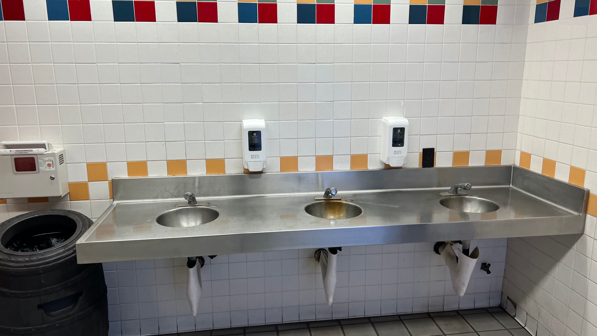 Grizzly Creek Lodge Restroom Sink