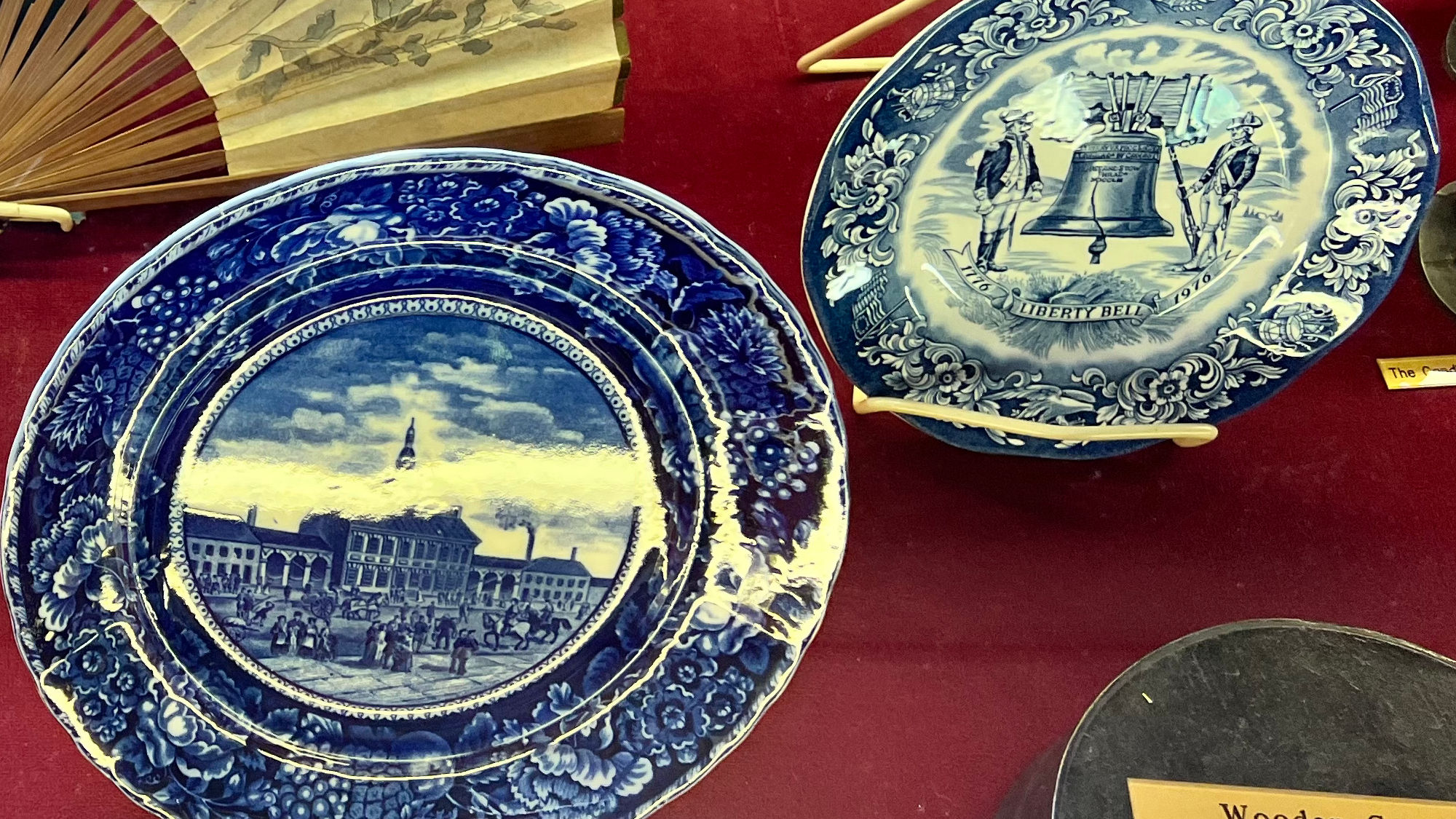 Independence Hall Commemorative Plates