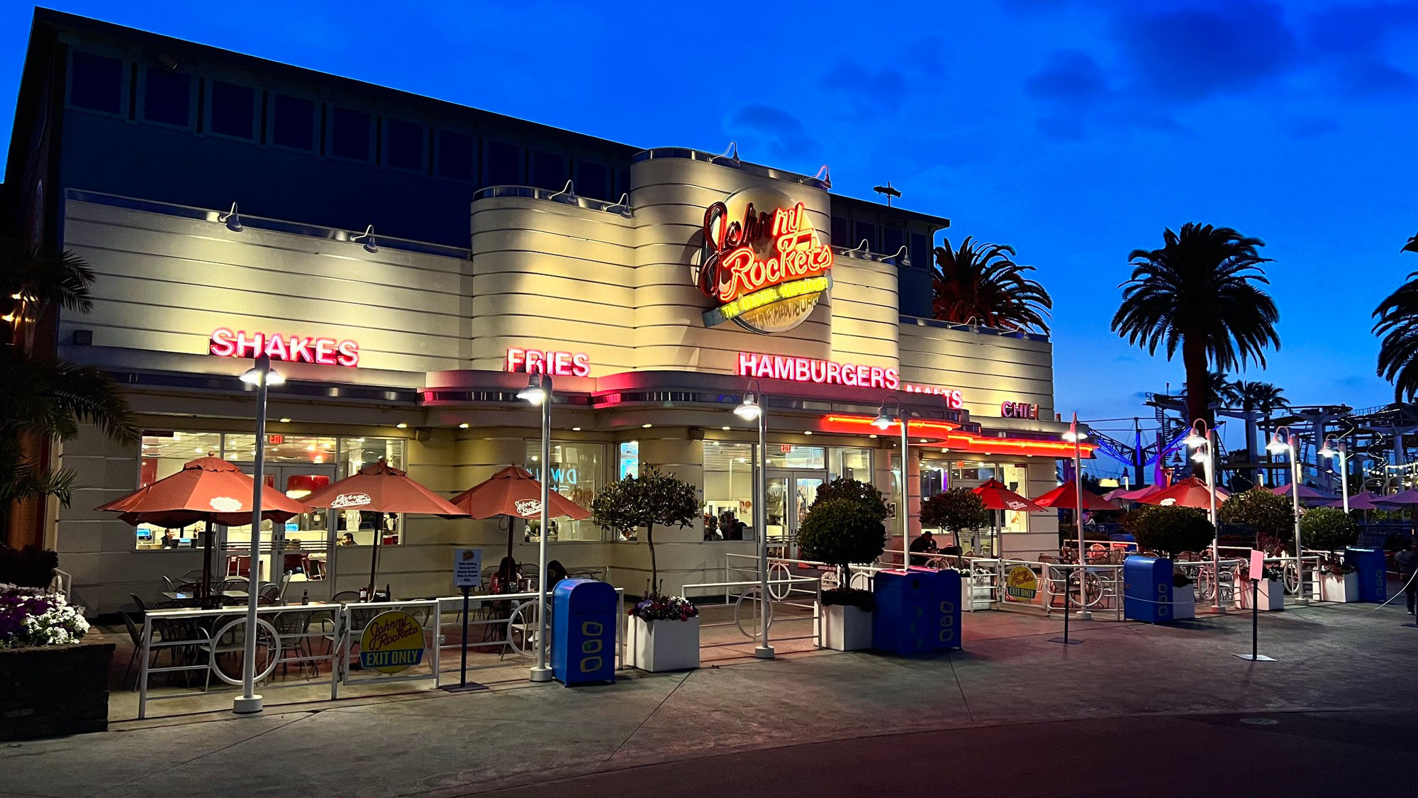Johnny Rockets At Night