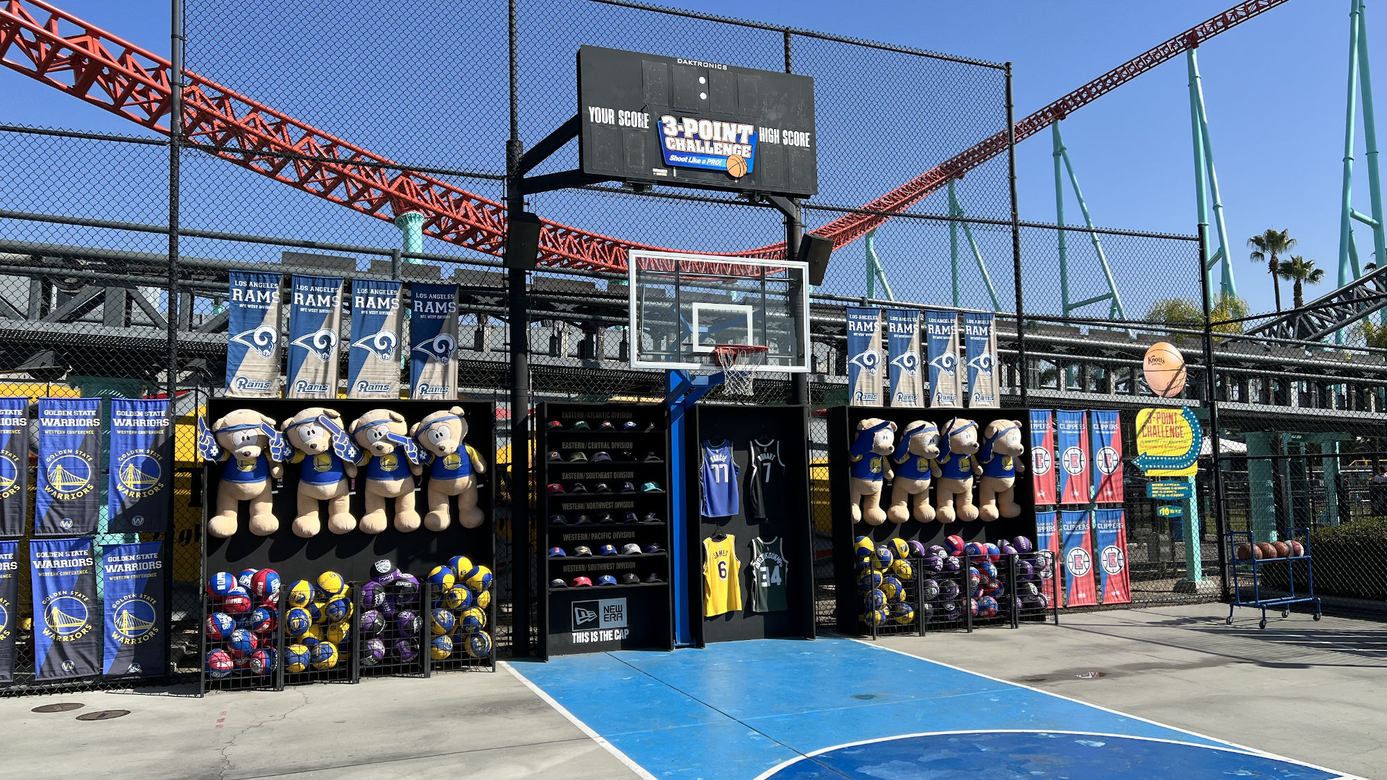 3-Point Challenge Knott's Berry Farm 3-Point Challenge