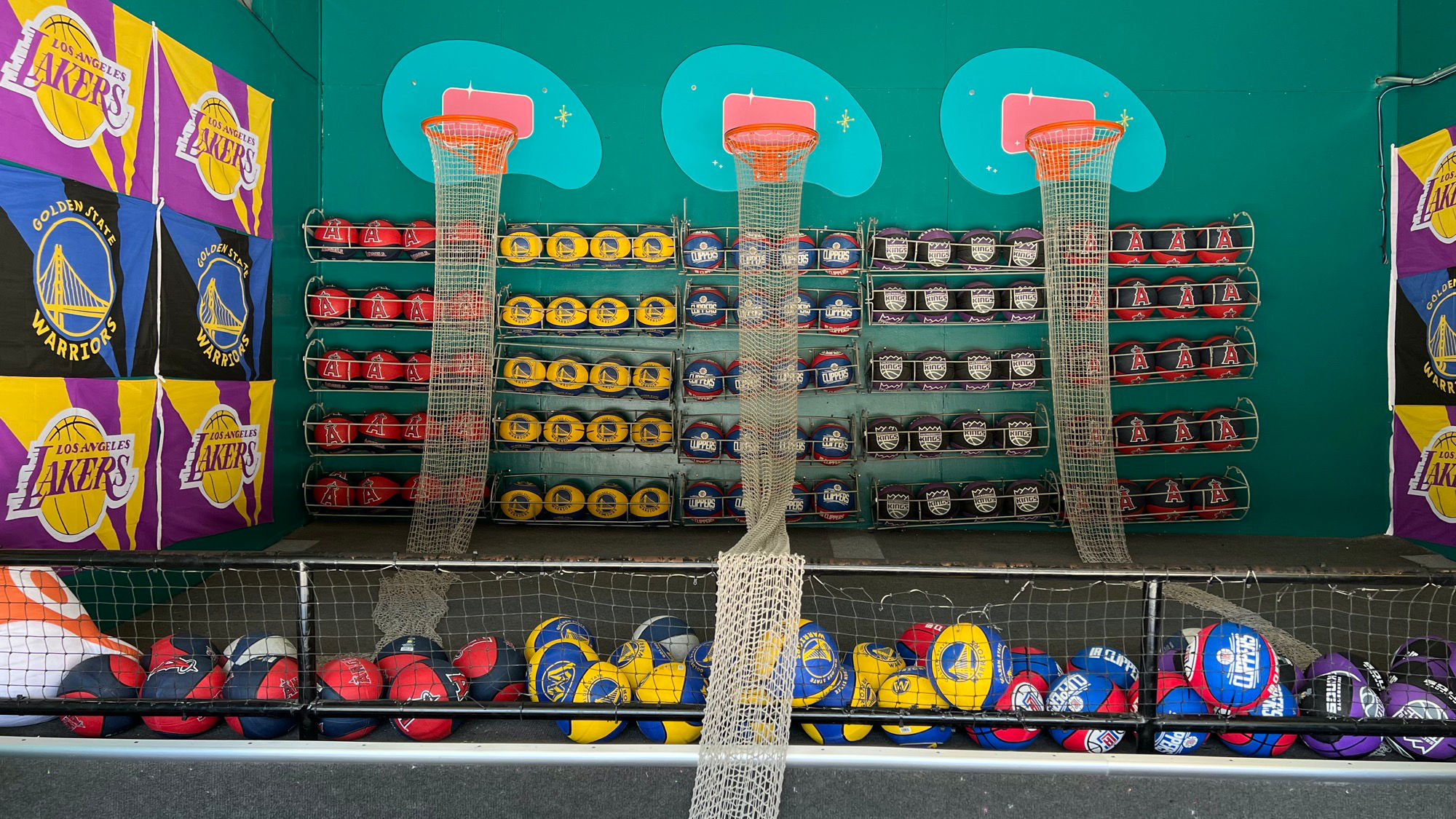 Knott's Berry Farm Boardwalk Hoops