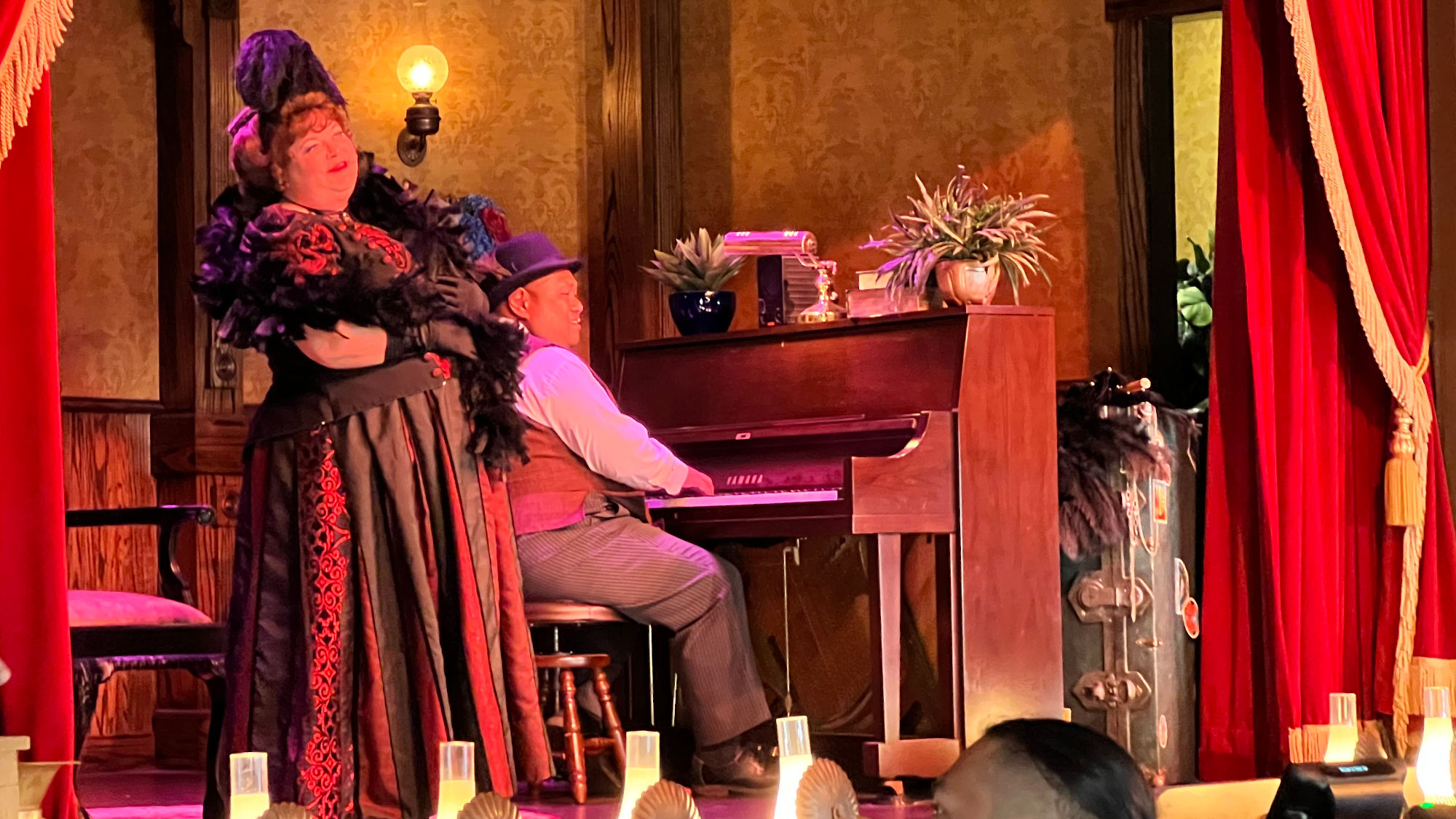 Knott's Berry Farm Calico Saloon Stage
