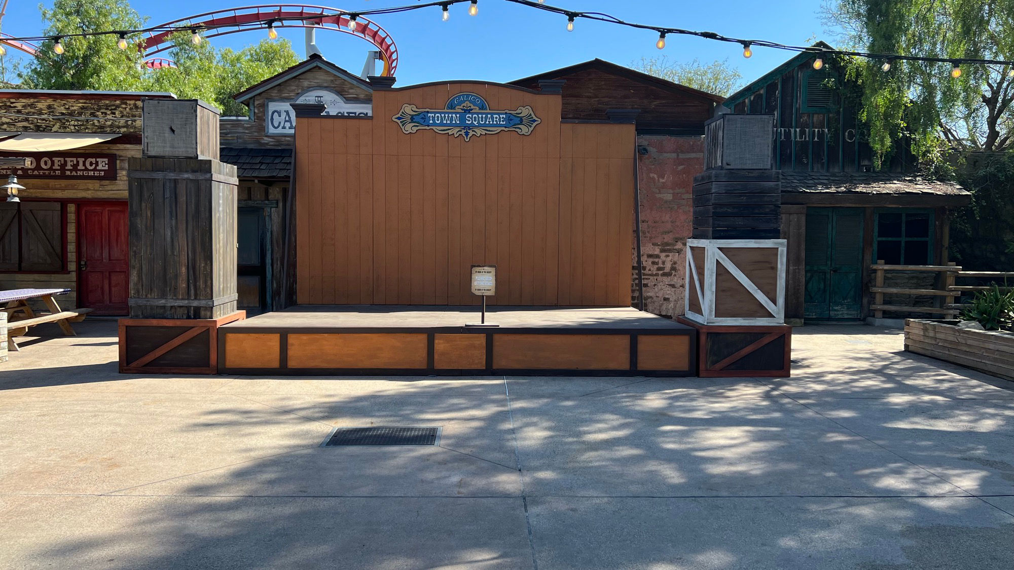 Knott's Berry Farm Calico Town Square