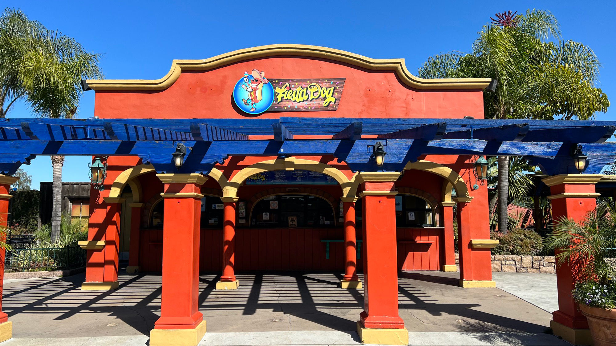 Knott's Berry Farm Fiesta Dog
