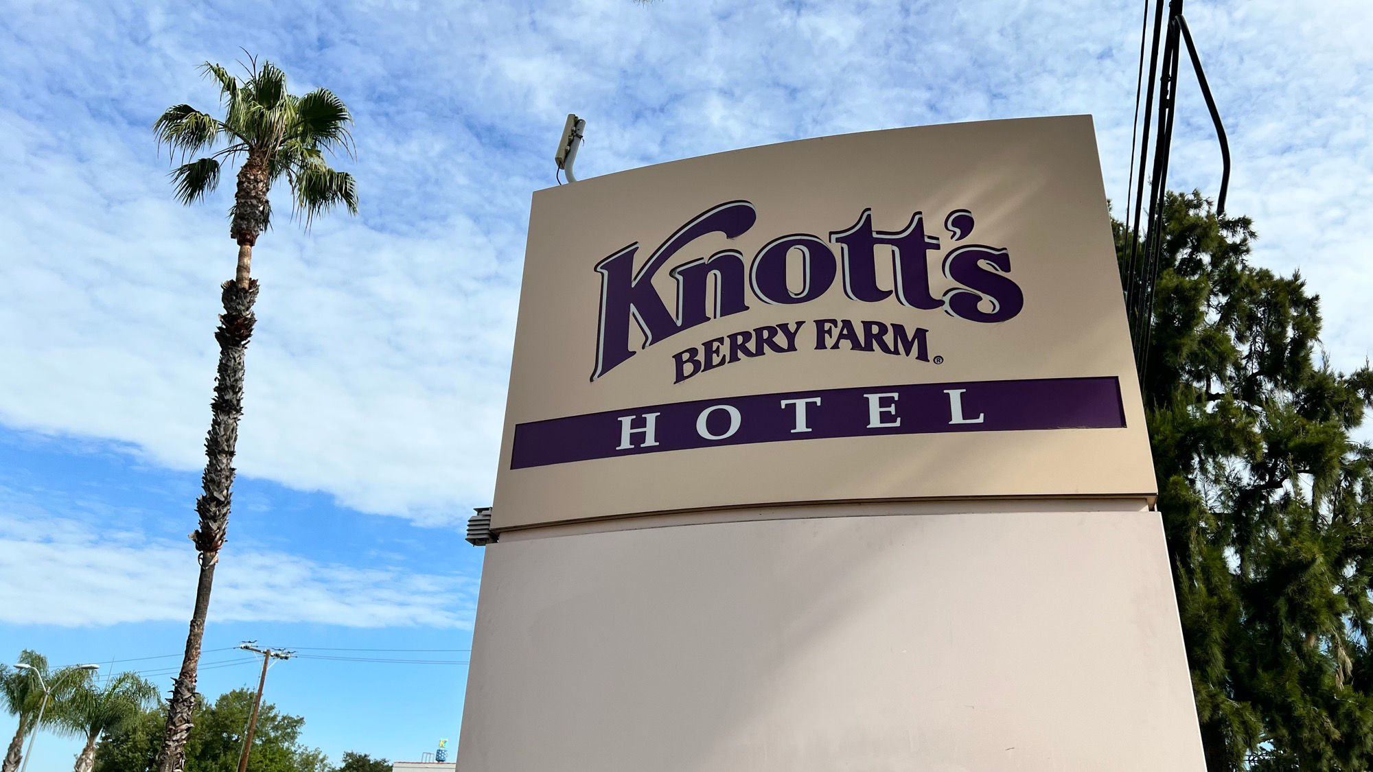 Knott's Berry Farm Hotel Knott's Berry Farm Hotel