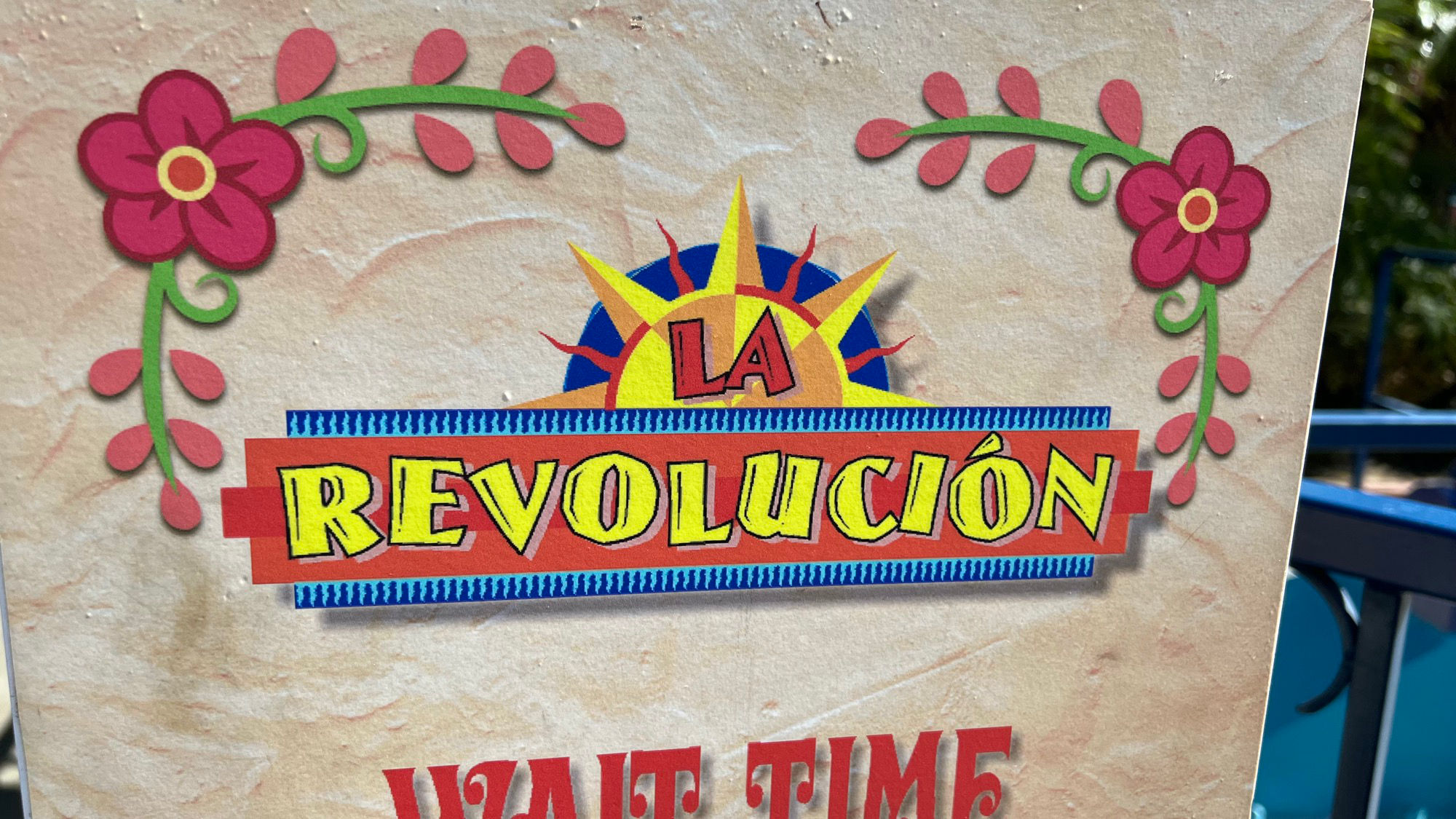 Knott's Berry Farm LA Revolucion