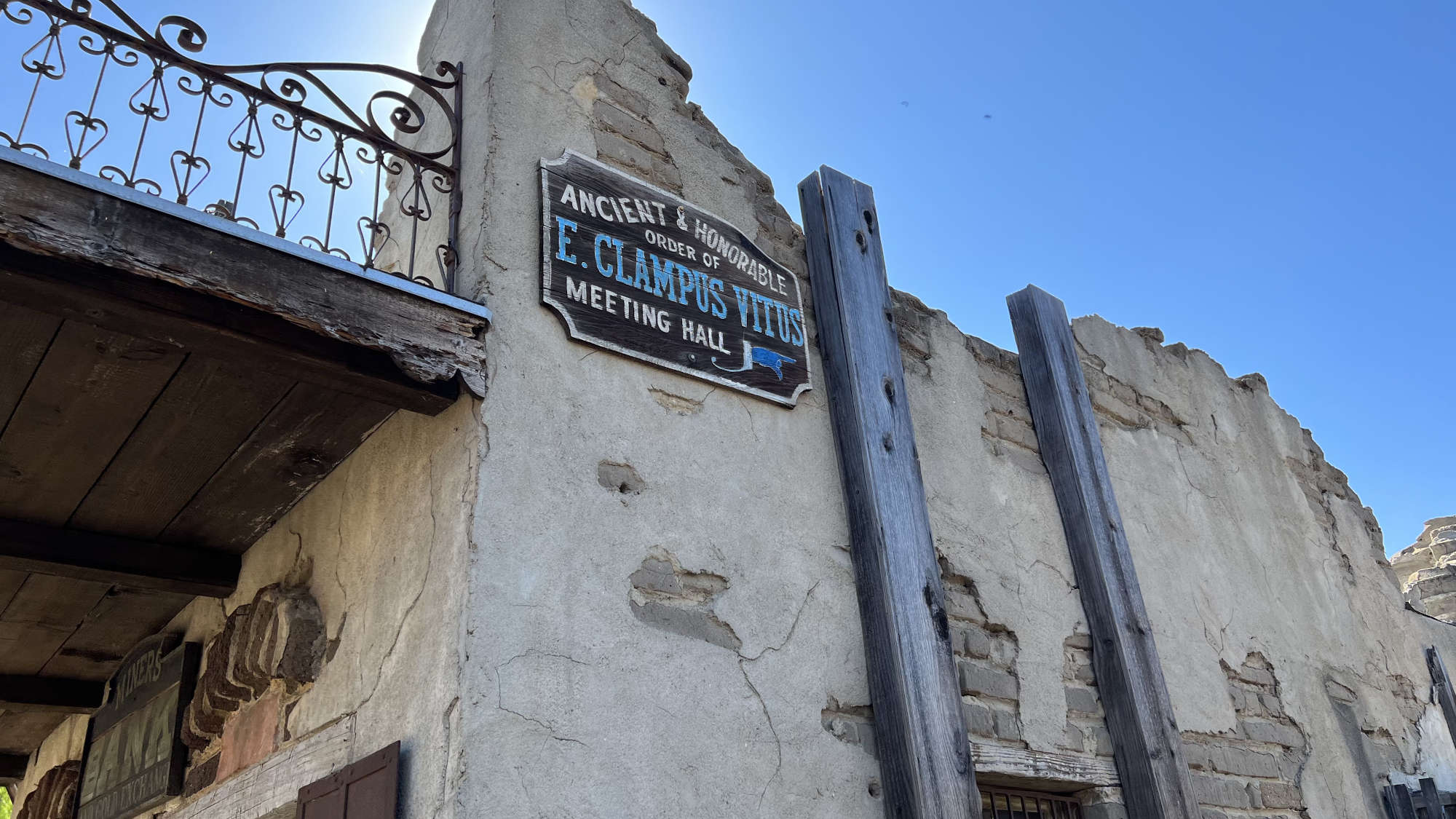 Knott's Berry Farm Meeting Hall