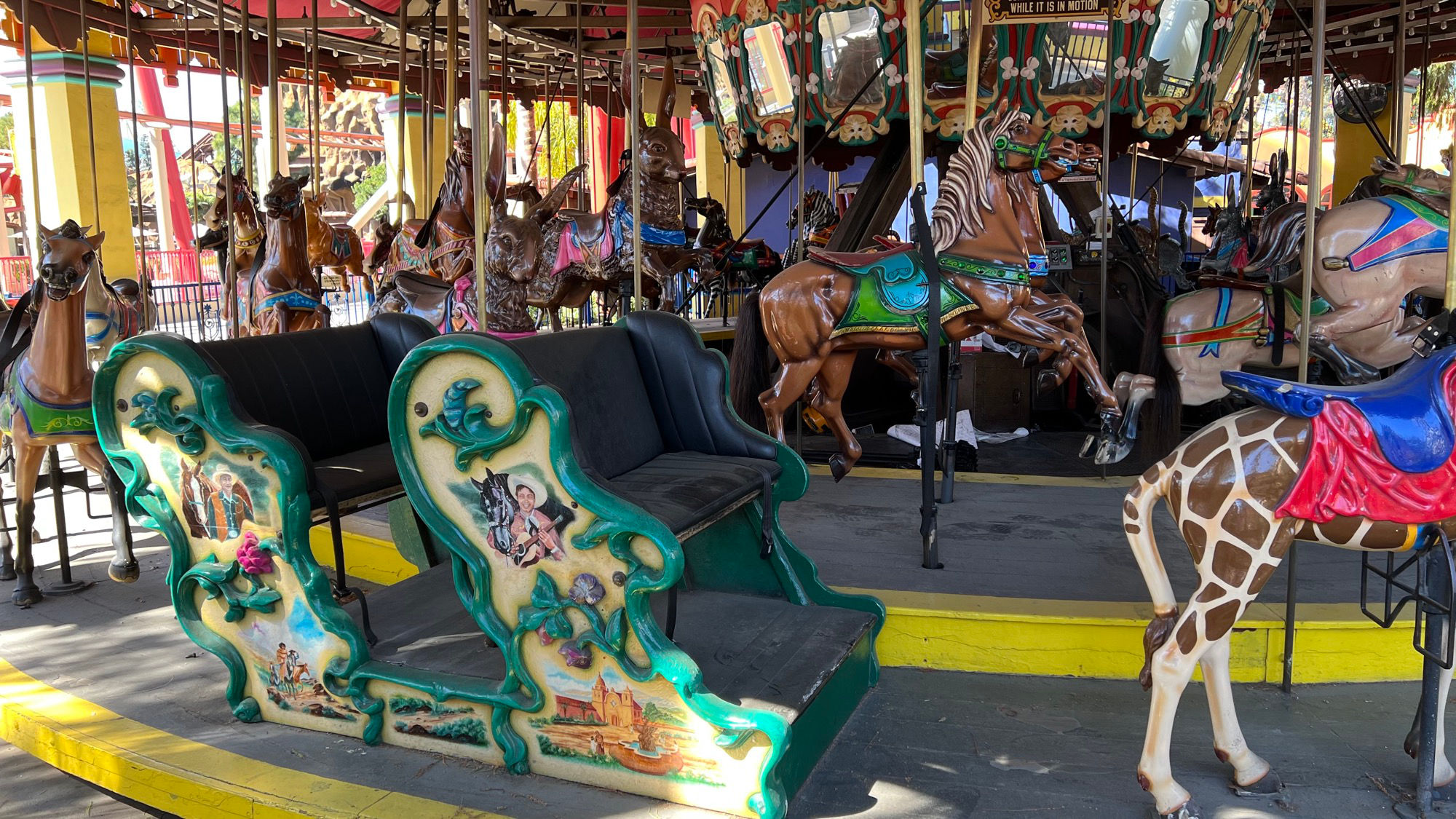 Merry Go Round Chariot