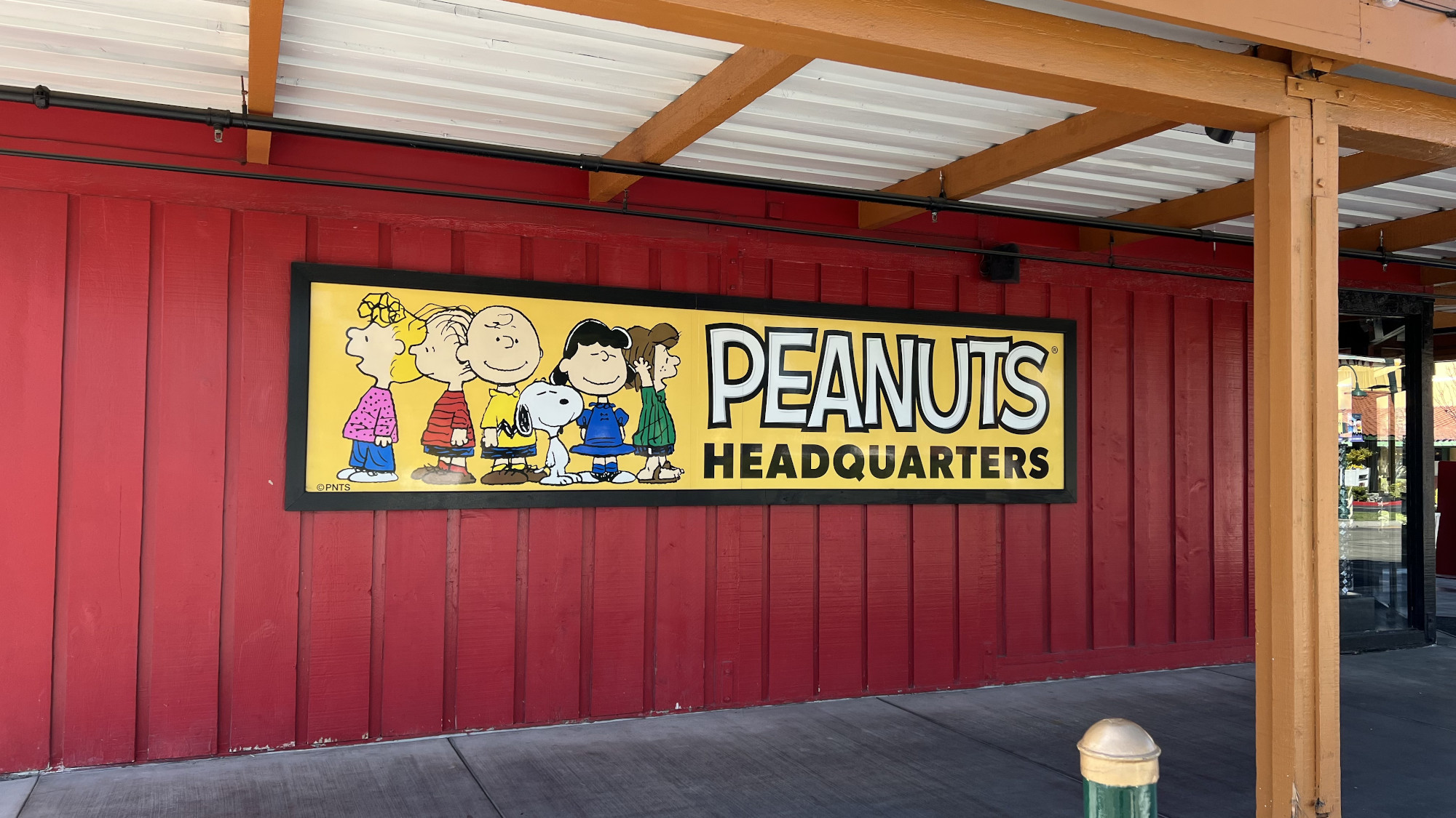 Knotts Berry Farm Peanuts Headquarters