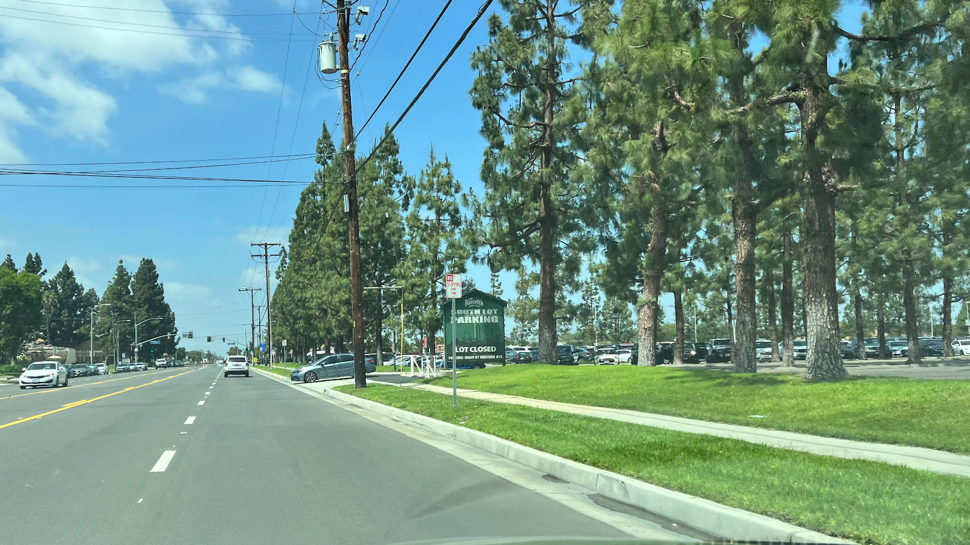 Knott's Berry Farm South Lot