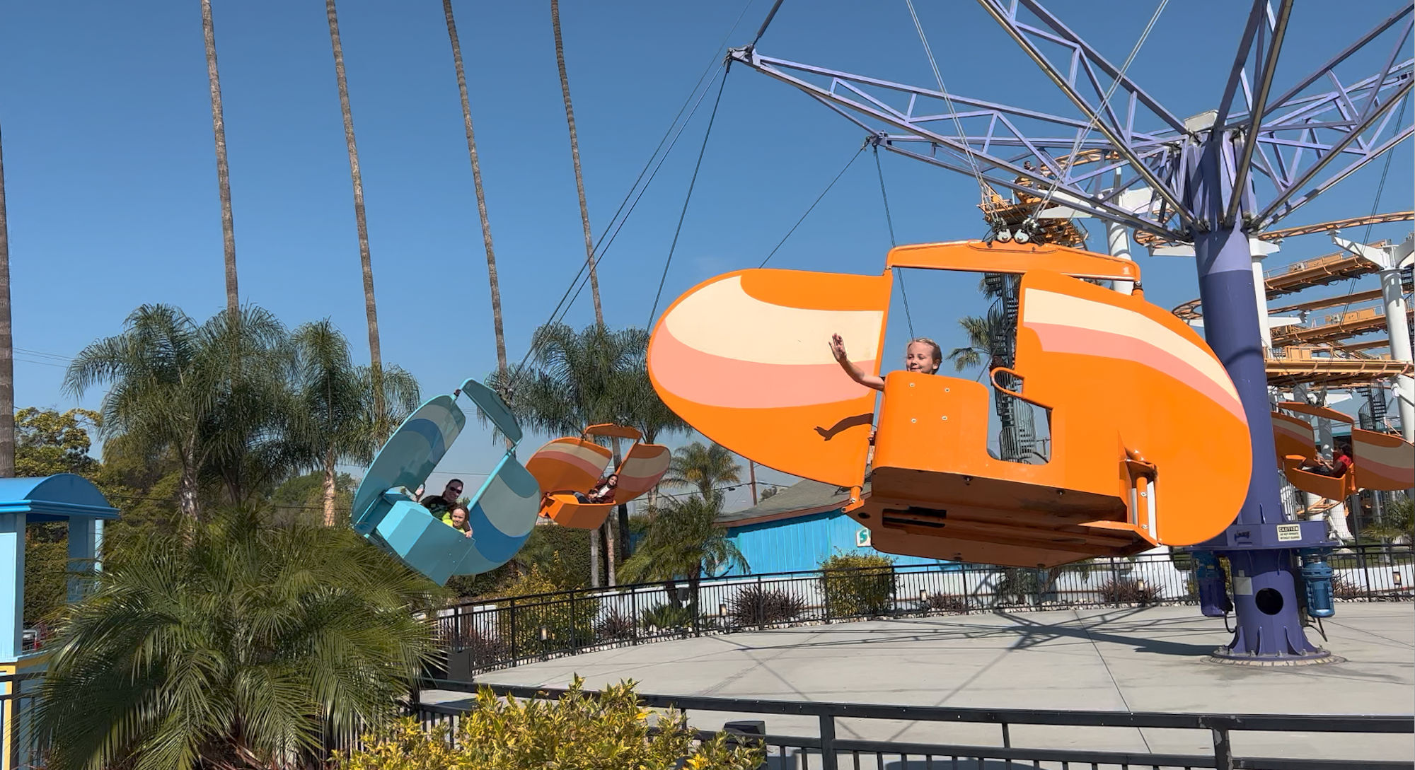 Surfside Gliders Knott's Berry Farm Surfside Gliders