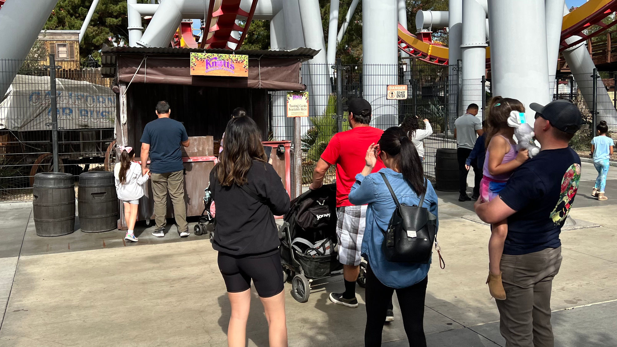 Knott's Berry Farm Entrance Tasting Card Booth