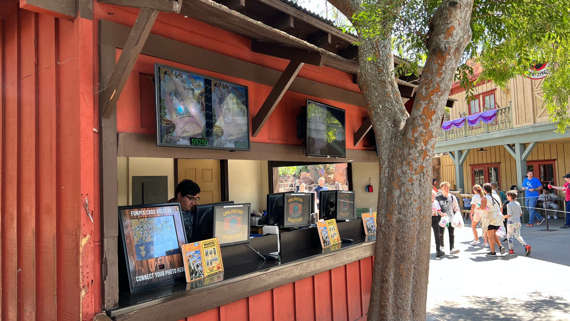 Knott's Berry Farm Timber Mountain Log Ride Funpix