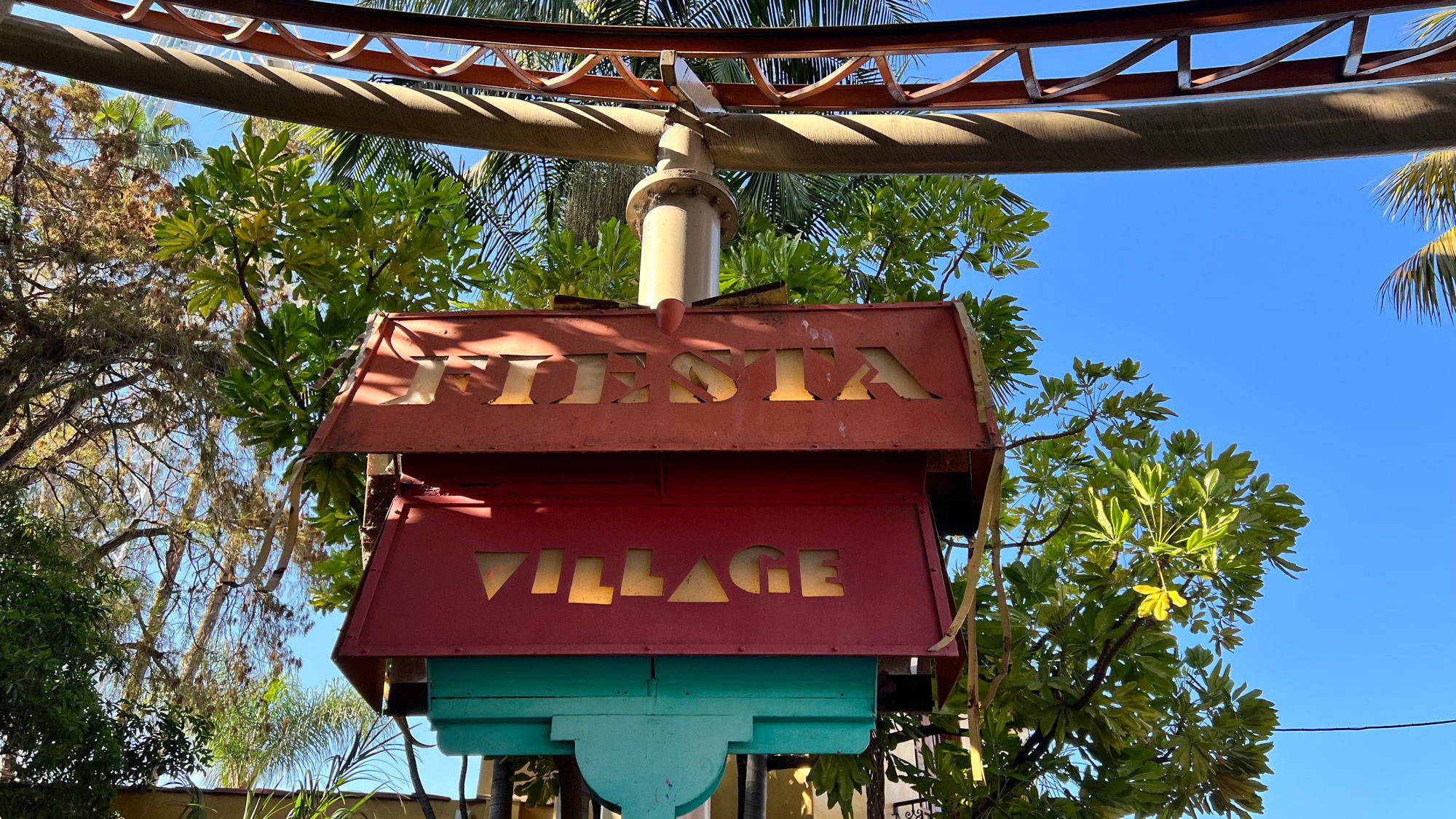 Fiesta Village Knott's Berry Farm Fiesta Village
