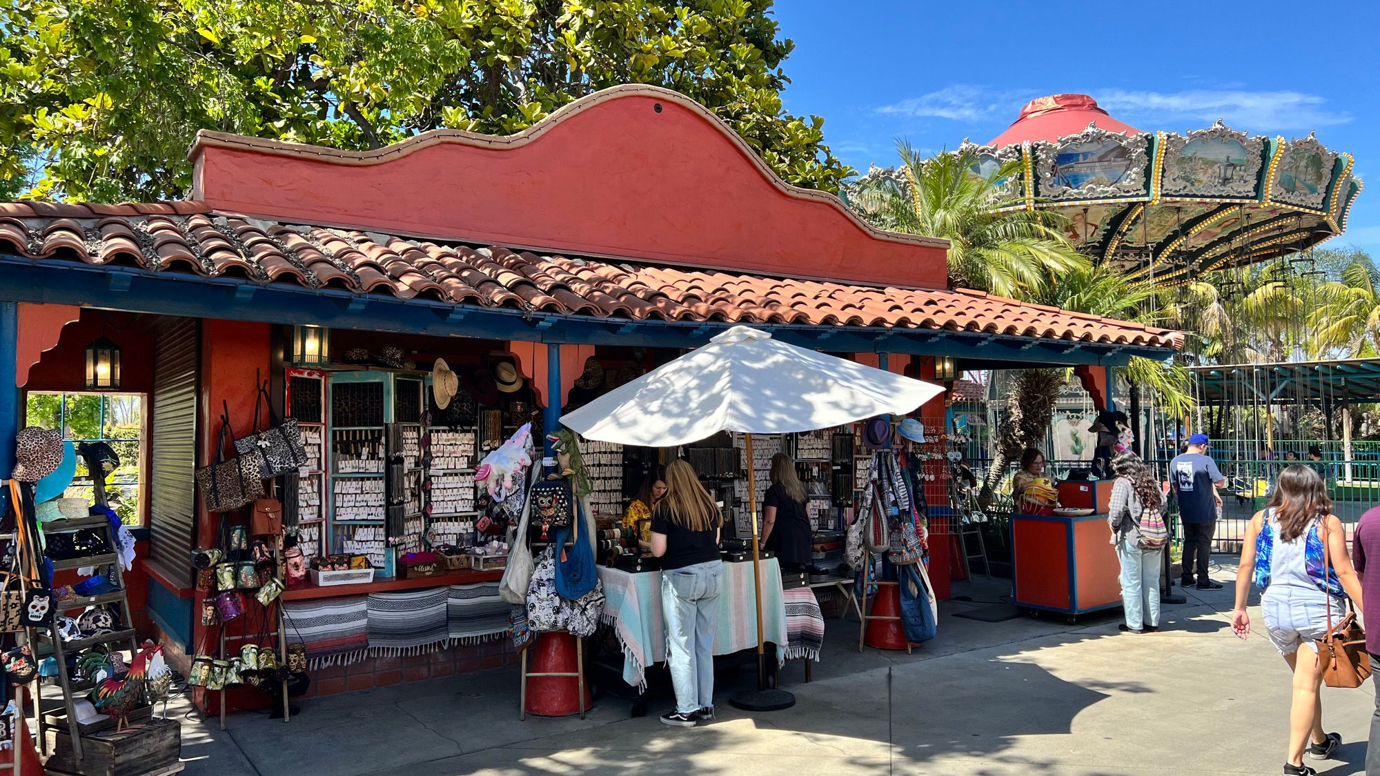 Knott's Berry Farm La Tienda Front