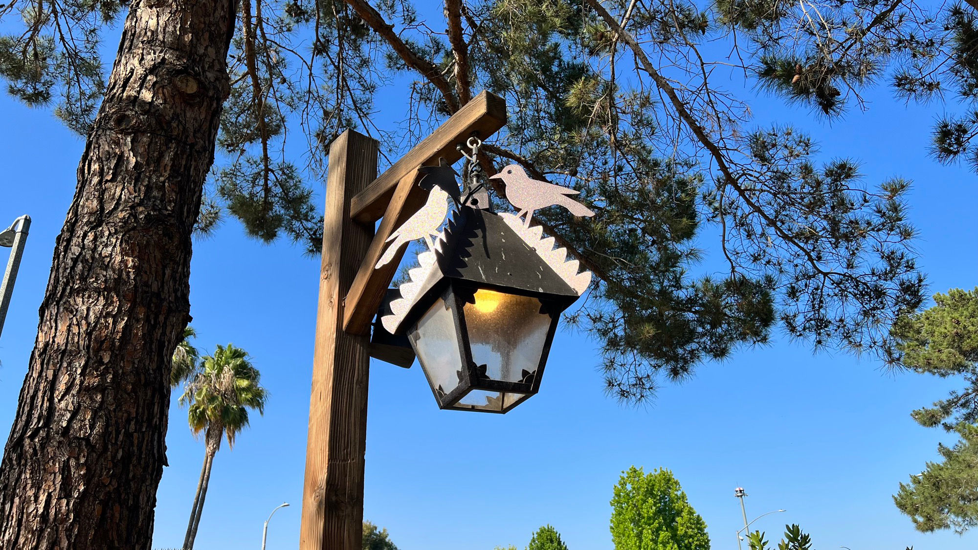 Bird Lamp Post near High Sierra Ferris Wheel