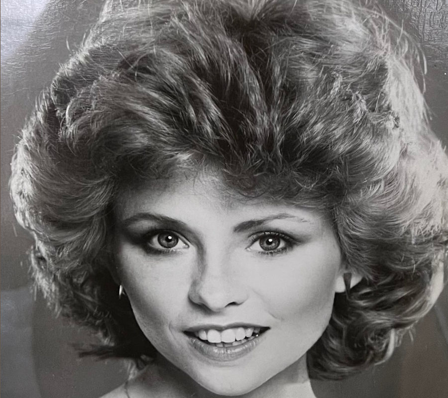 Lauren Tewes
