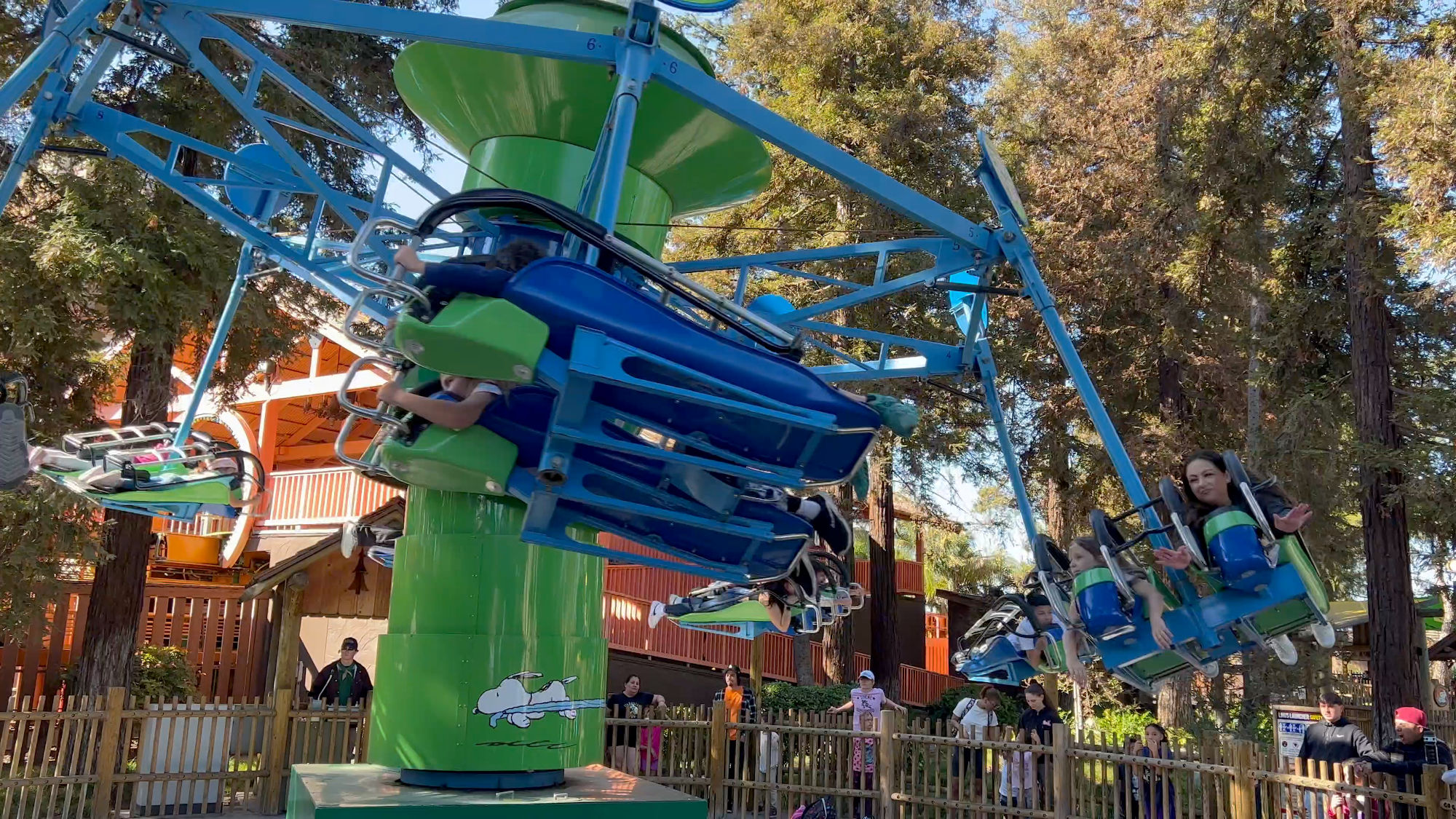 Knott's Berry Farm Linus Launcher