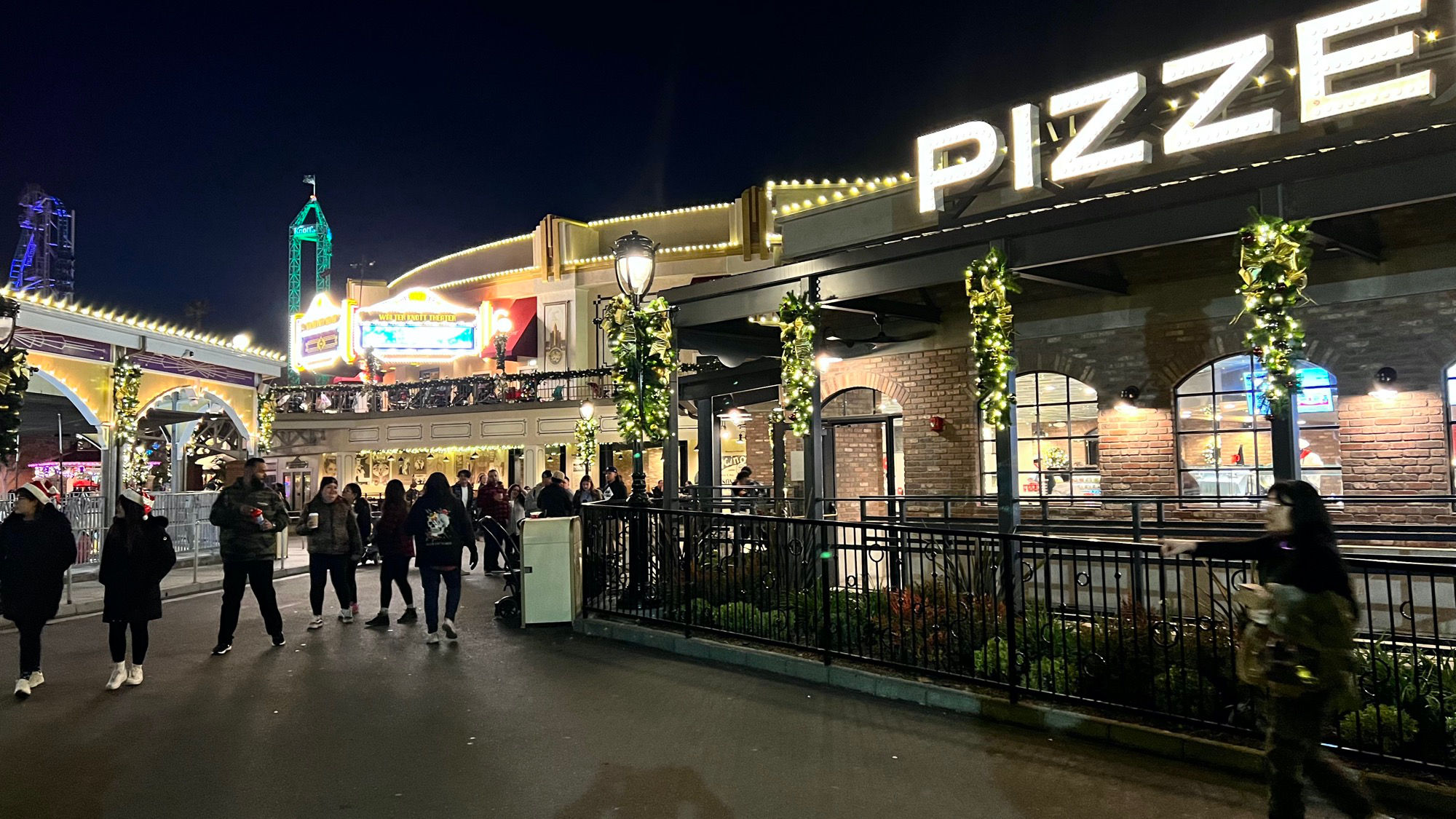 Prop Shop Pizza At Night